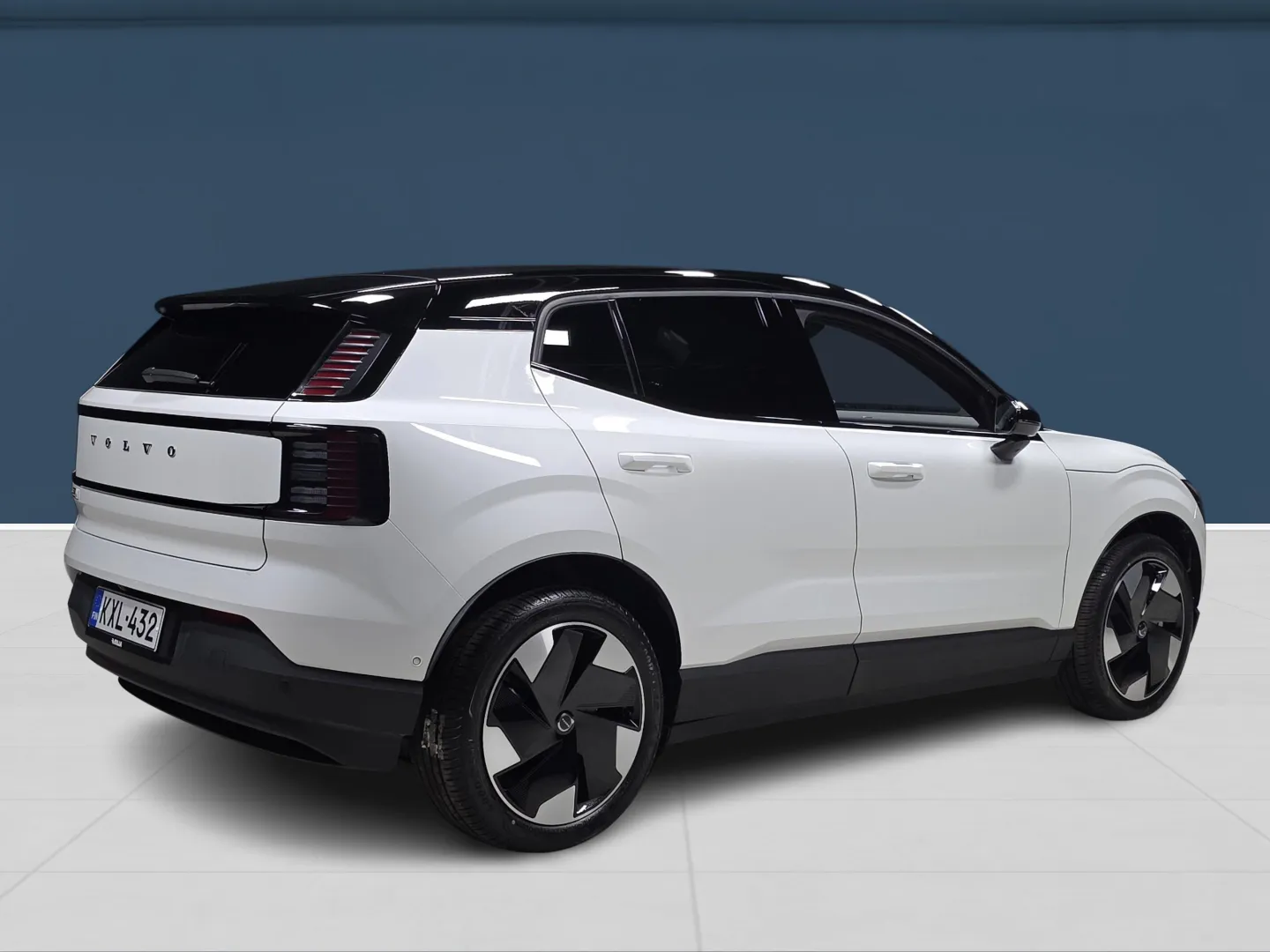Autokuva 4 - KXL-432