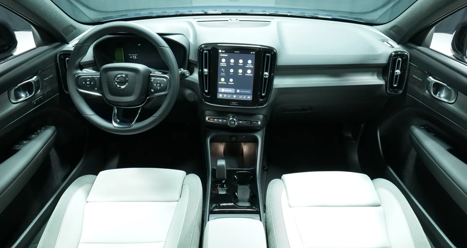 Autokuva 14 - KXL-434