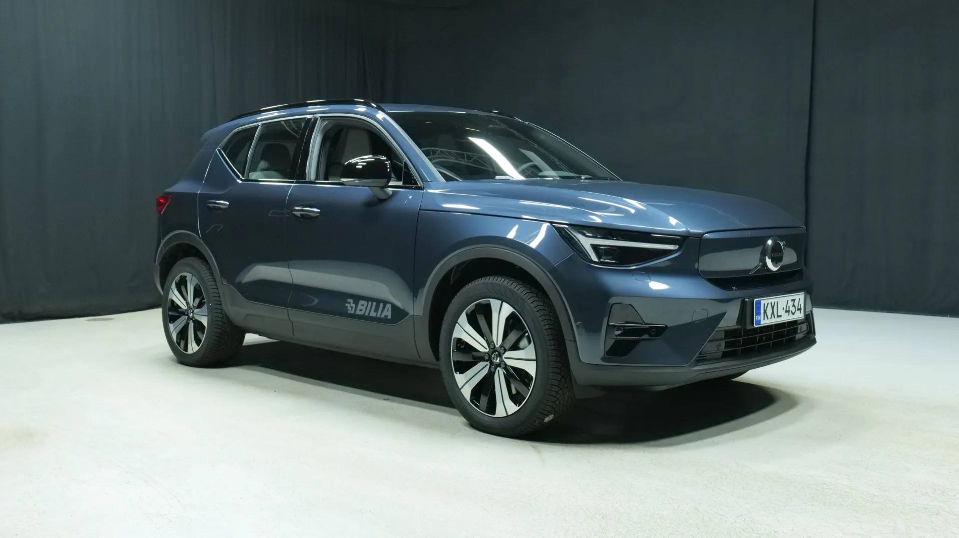 Autokuva 5 - KXL-434