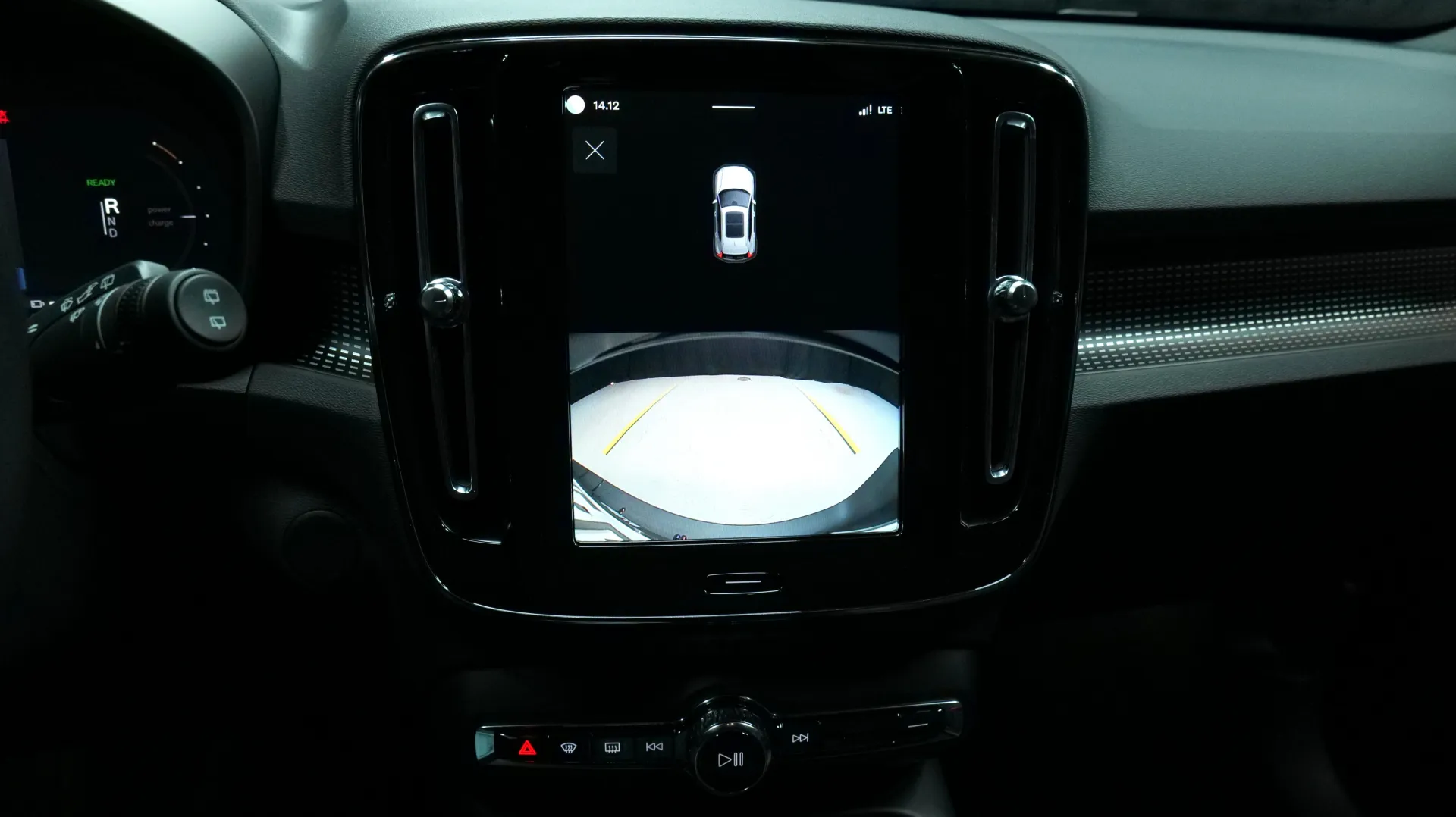 Autokuva 7 - KXL-452