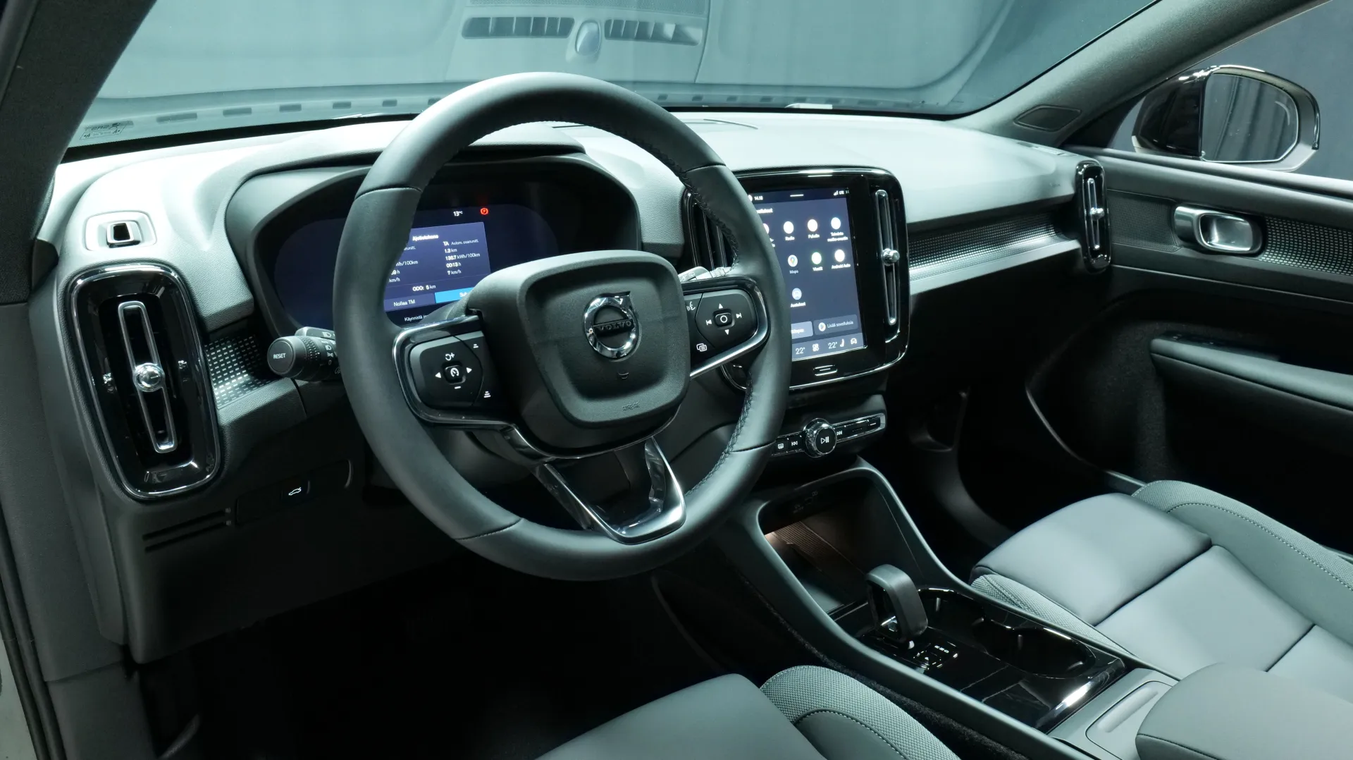 Autokuva 11 - KXL-452