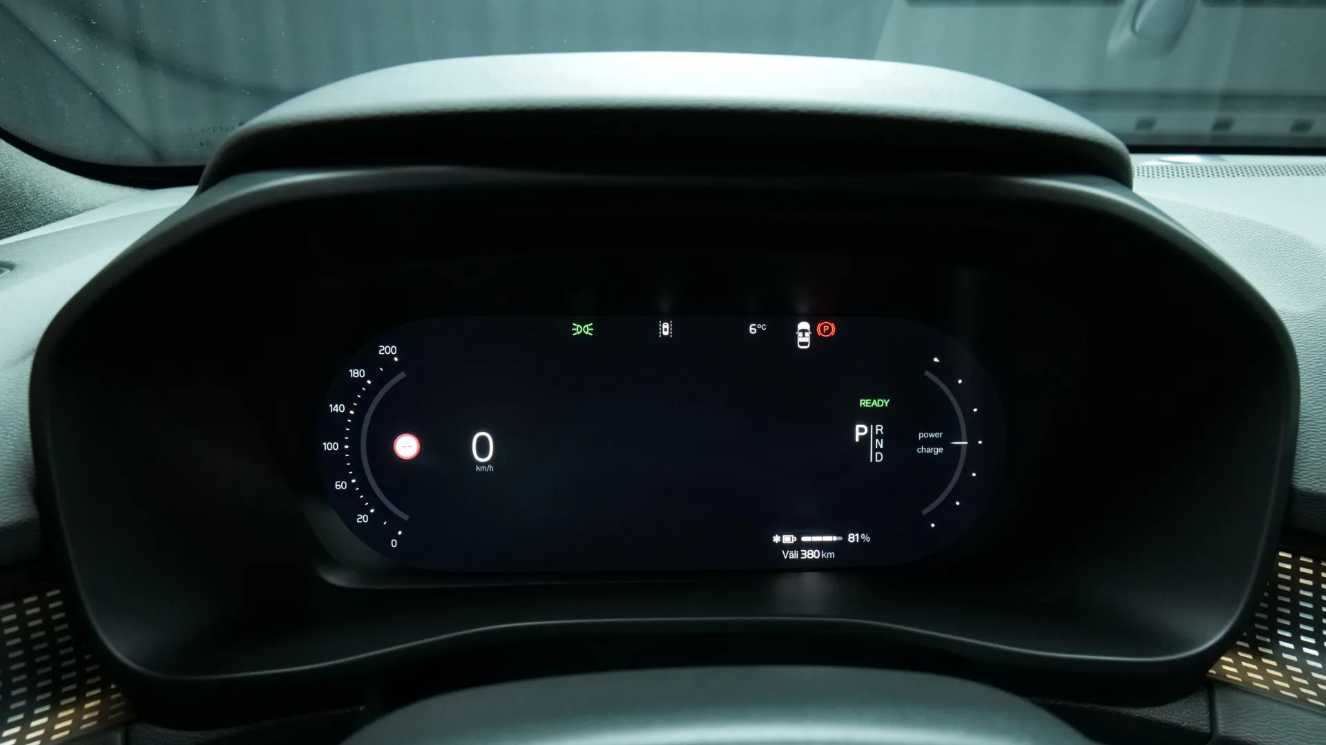 Autokuva 6 - KXL-461