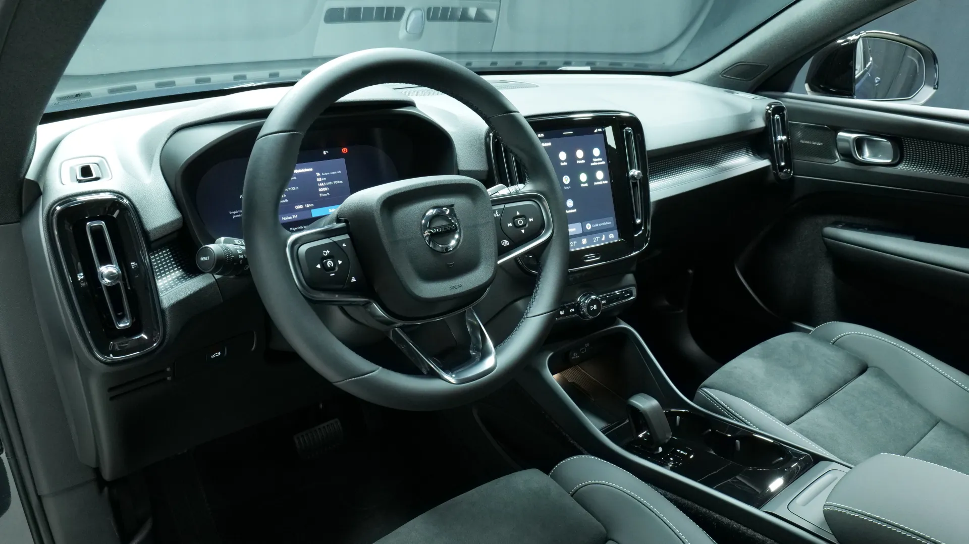 Autokuva 13 - KXL-461