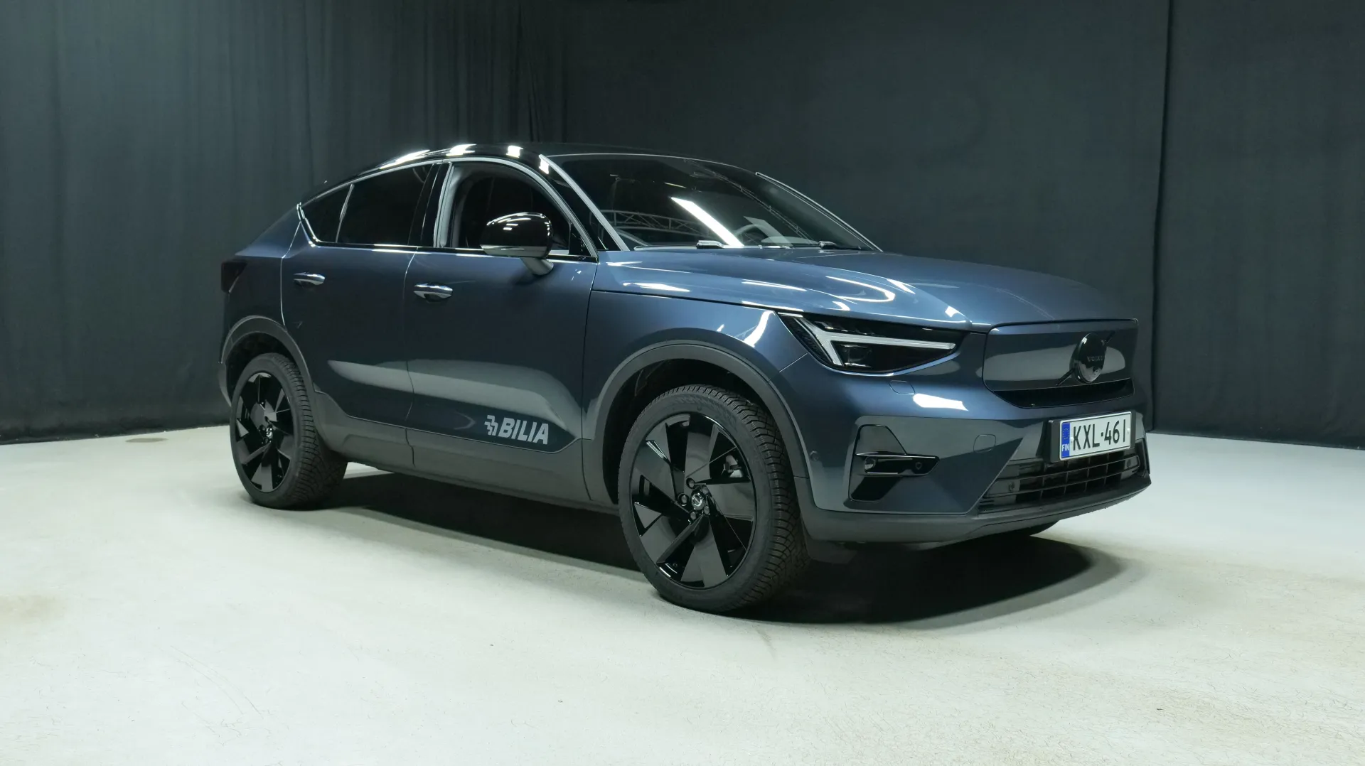 Autokuva 5 - KXL-461