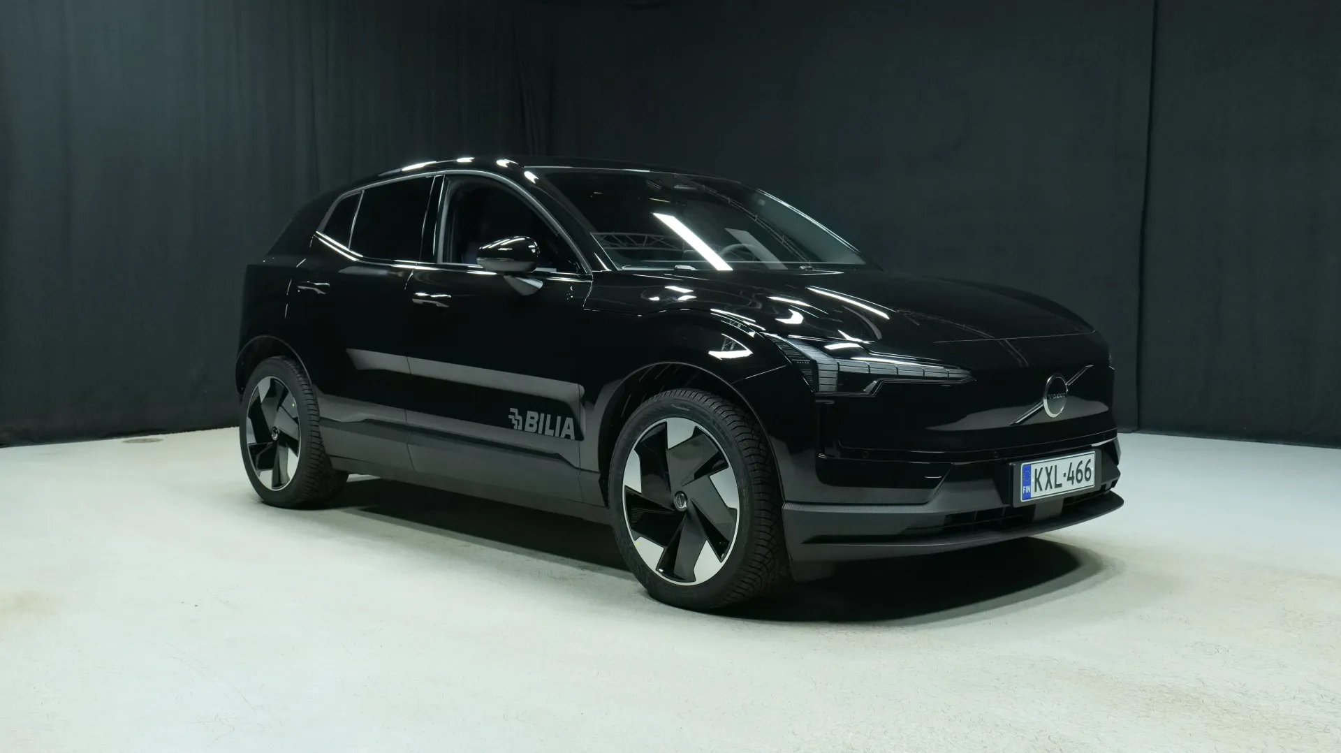 Autokuva 5 - KXL-466