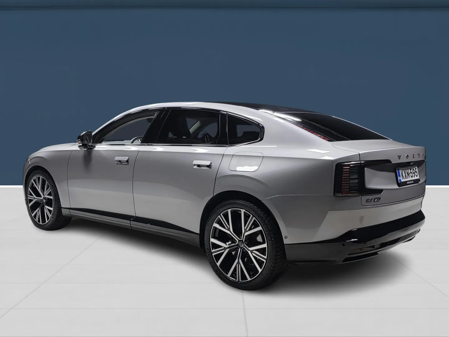 Autokuva 7 - KXN-595