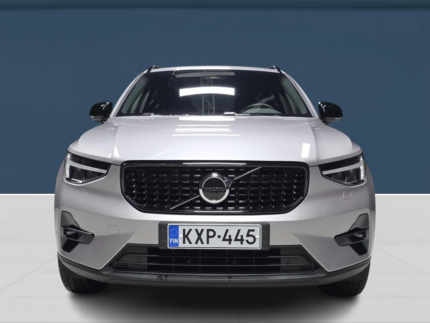 Autokuva 2 - KXP-445