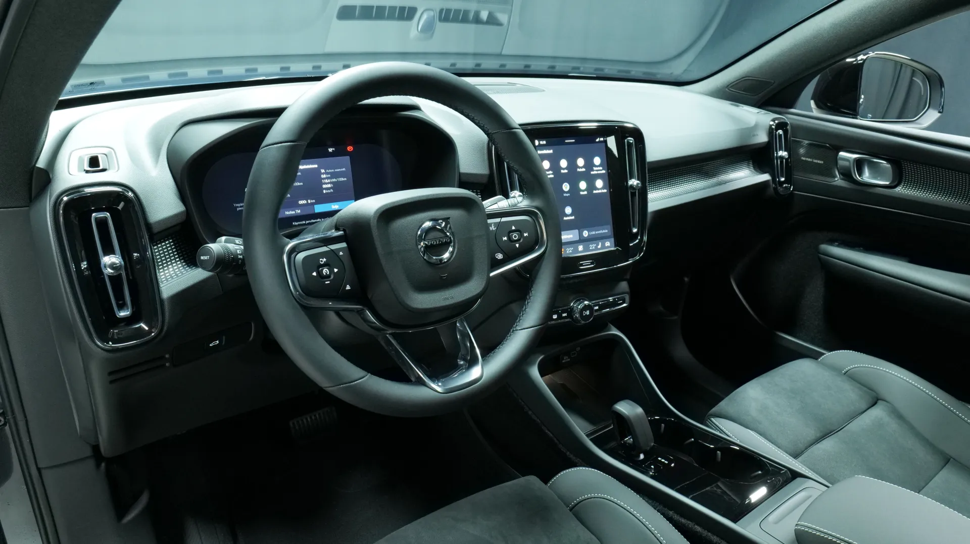 Autokuva 13 - KXP-704