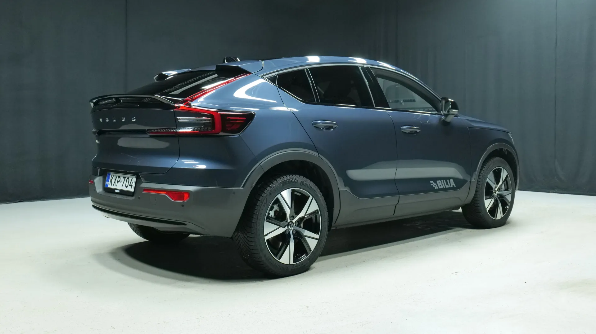 Autokuva 3 - KXP-704