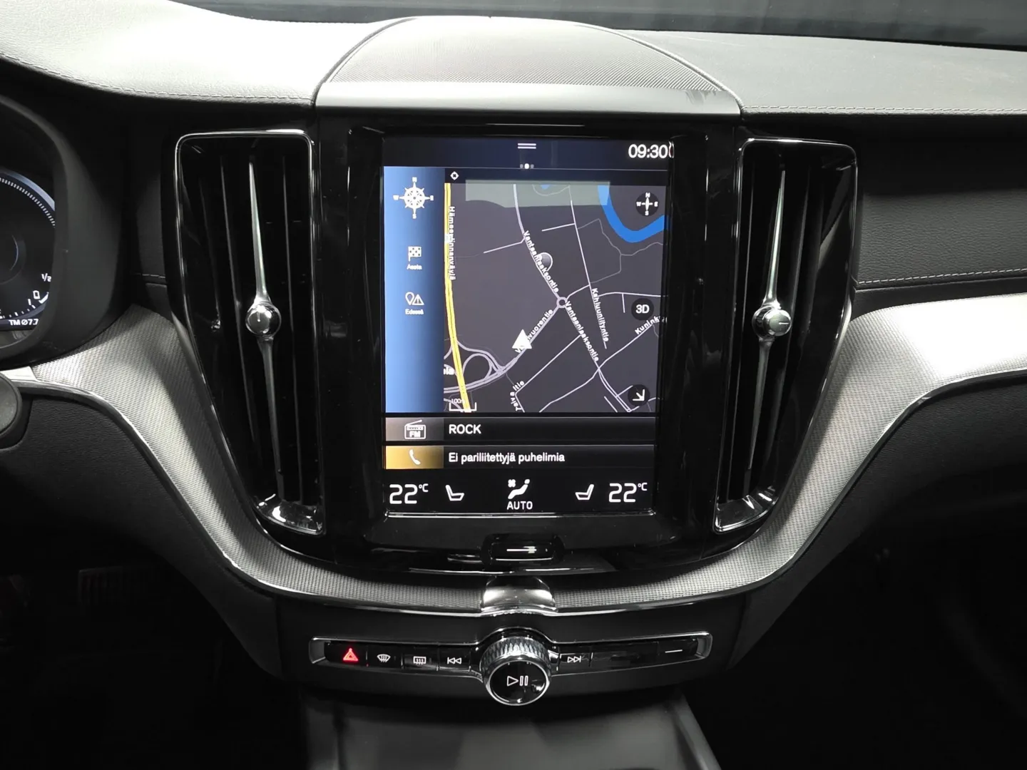 Autokuva 13 - LOT-960