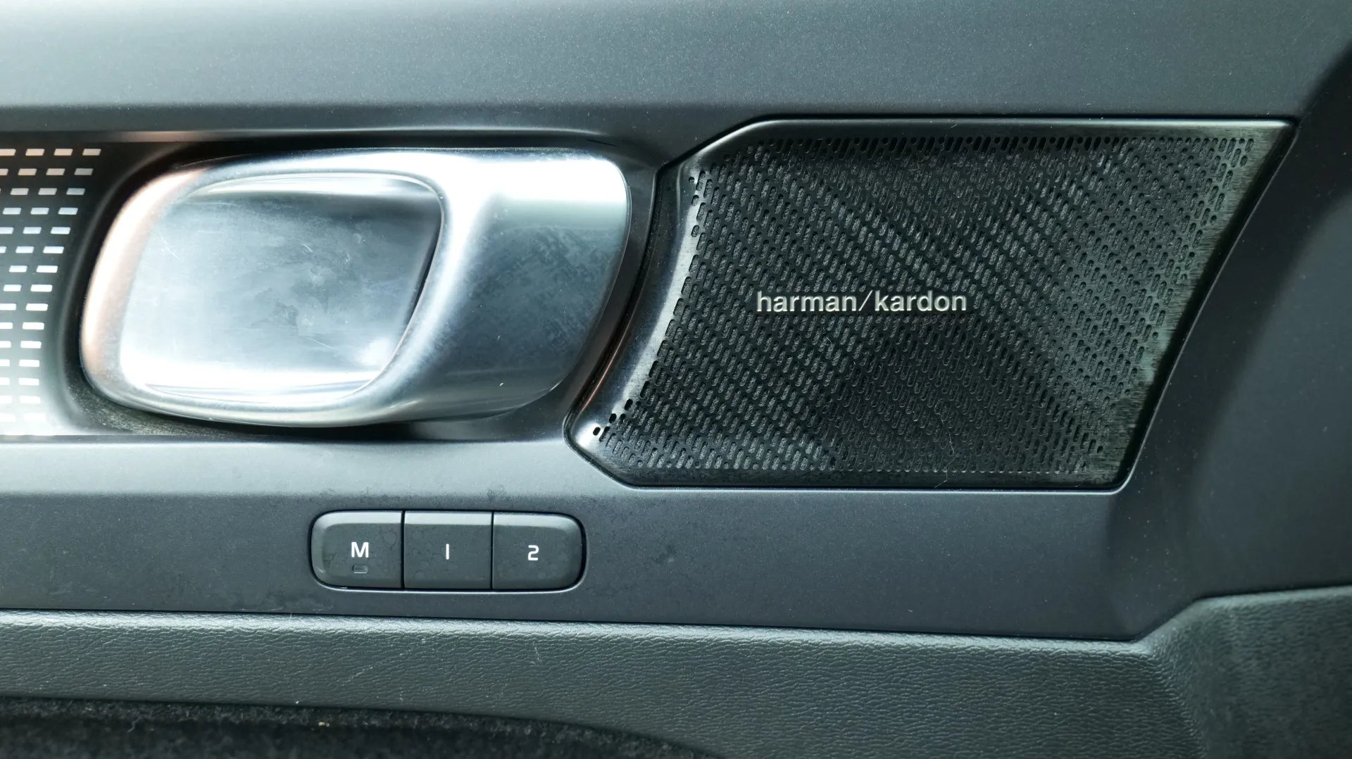 Autokuva 10 - LPL-838