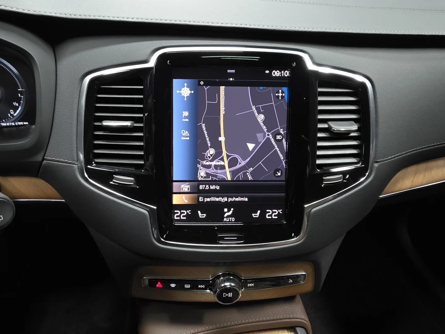 Autokuva 13 - LPT-580