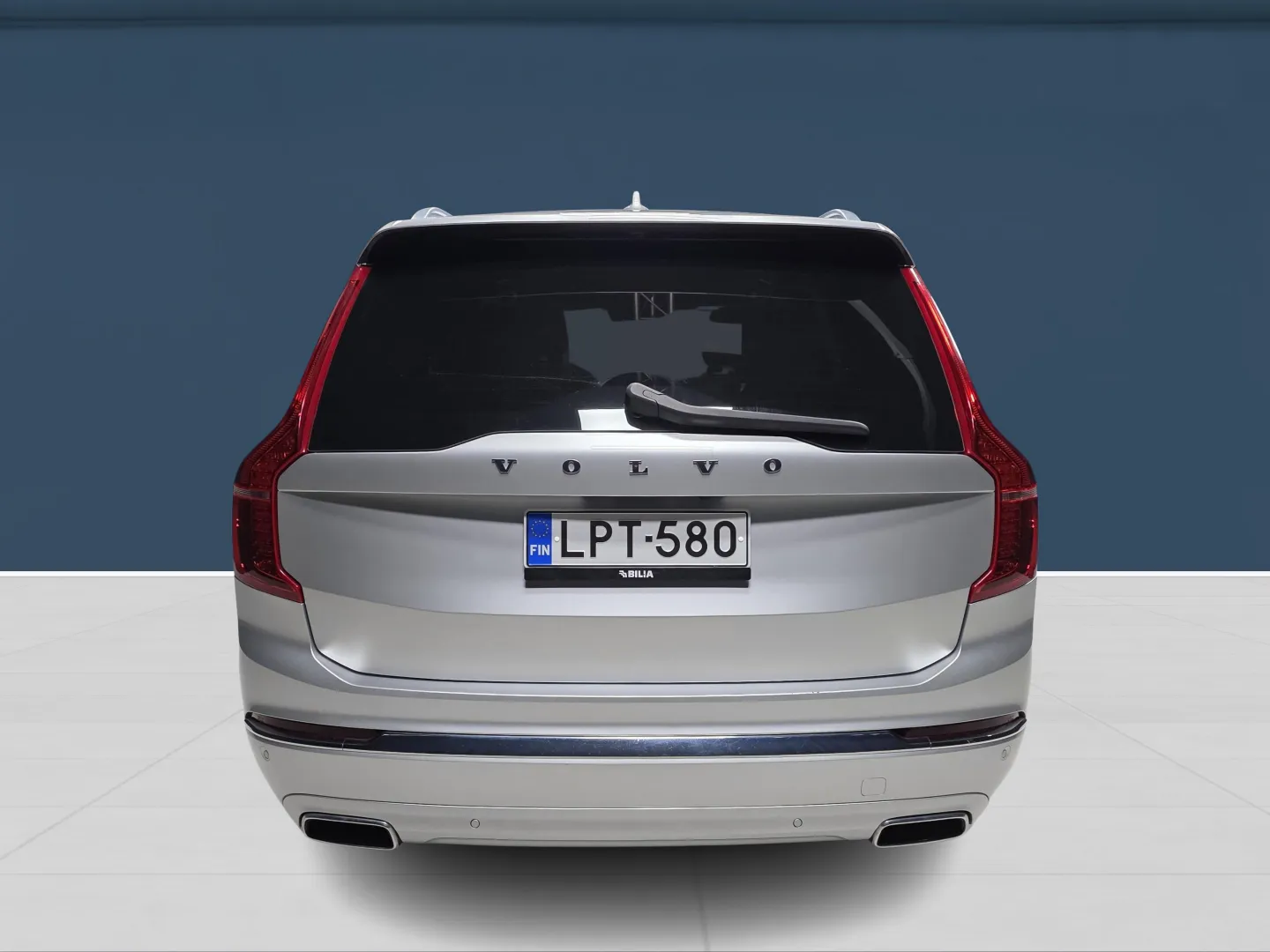 Autokuva 5 - LPT-580