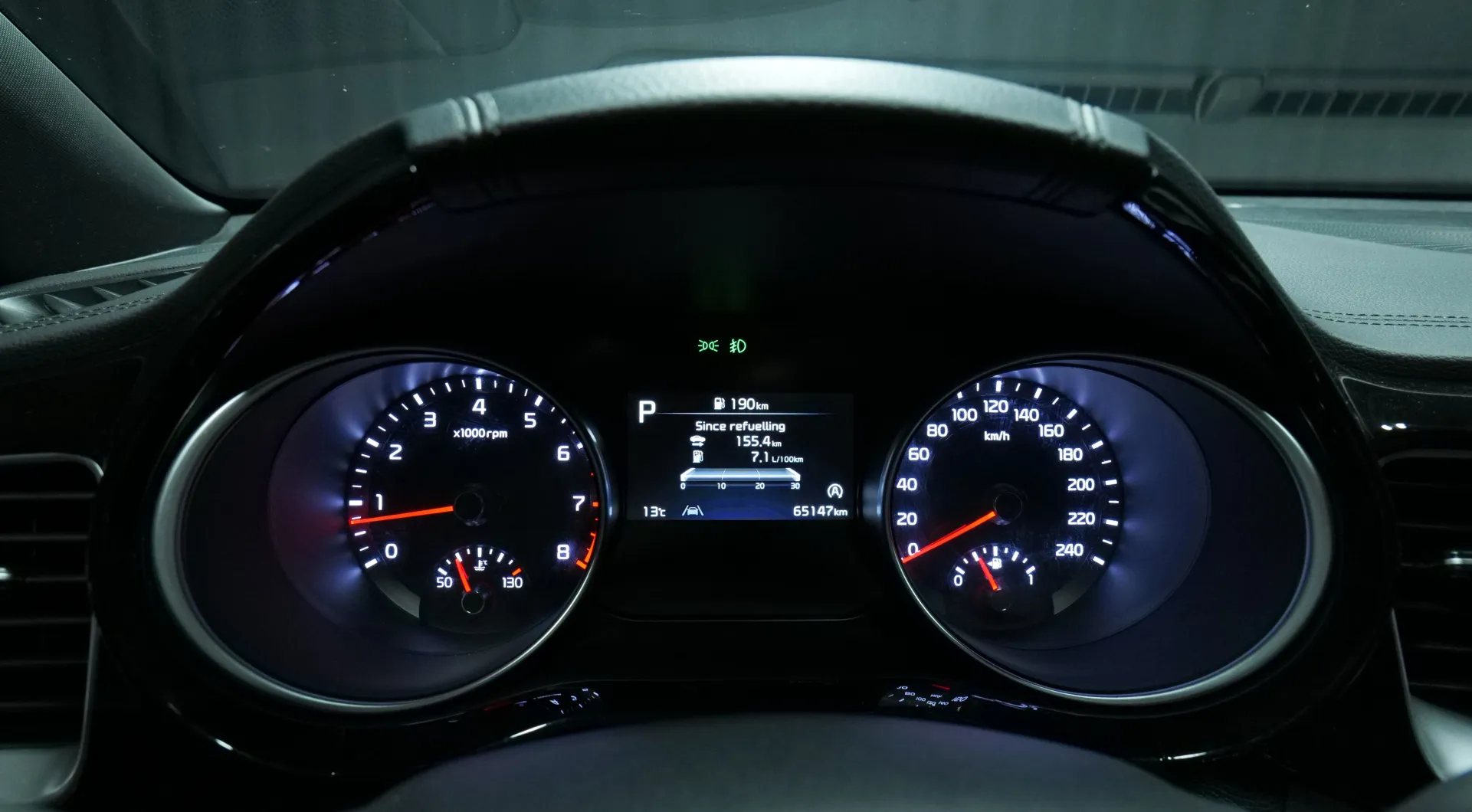 Autokuva 6 - LRC-818