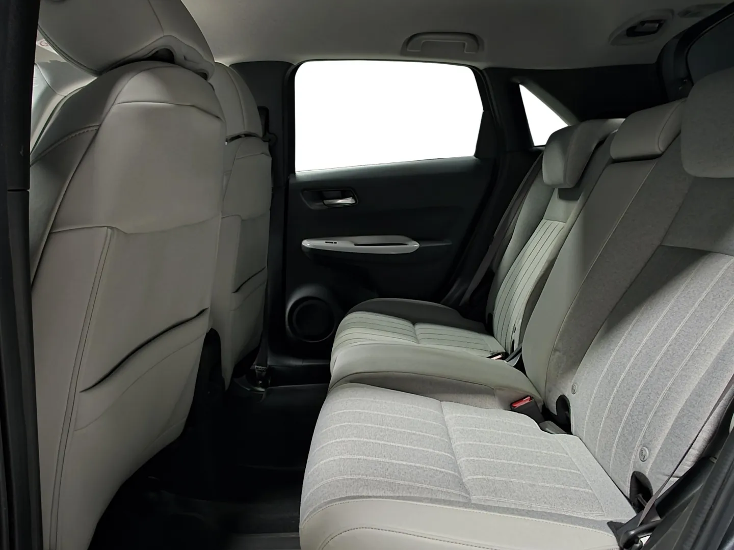 Autokuva 9 - LRC-885