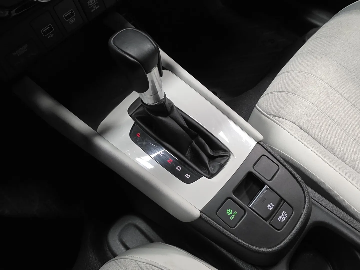 Autokuva 15 - LRC-885