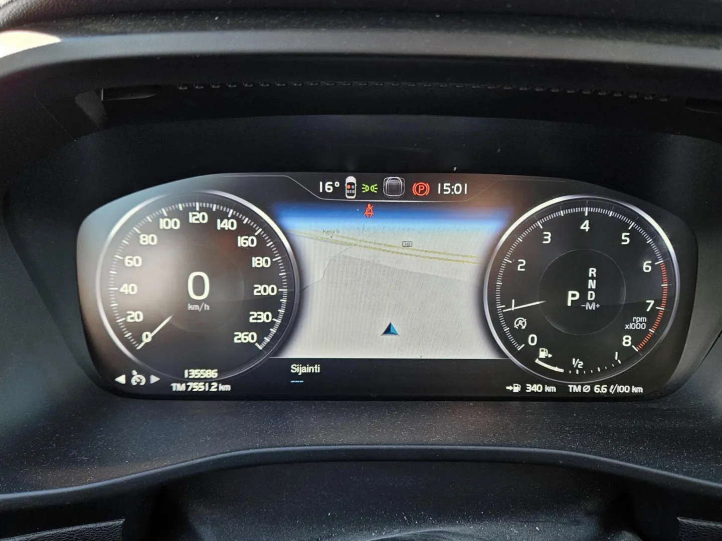 Autokuva 3 - LRE-860