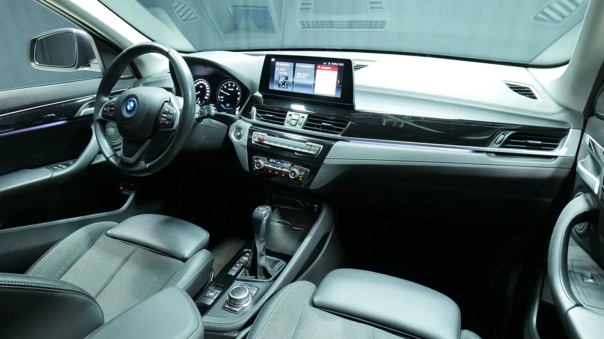 Autokuva 17 - LRH-710