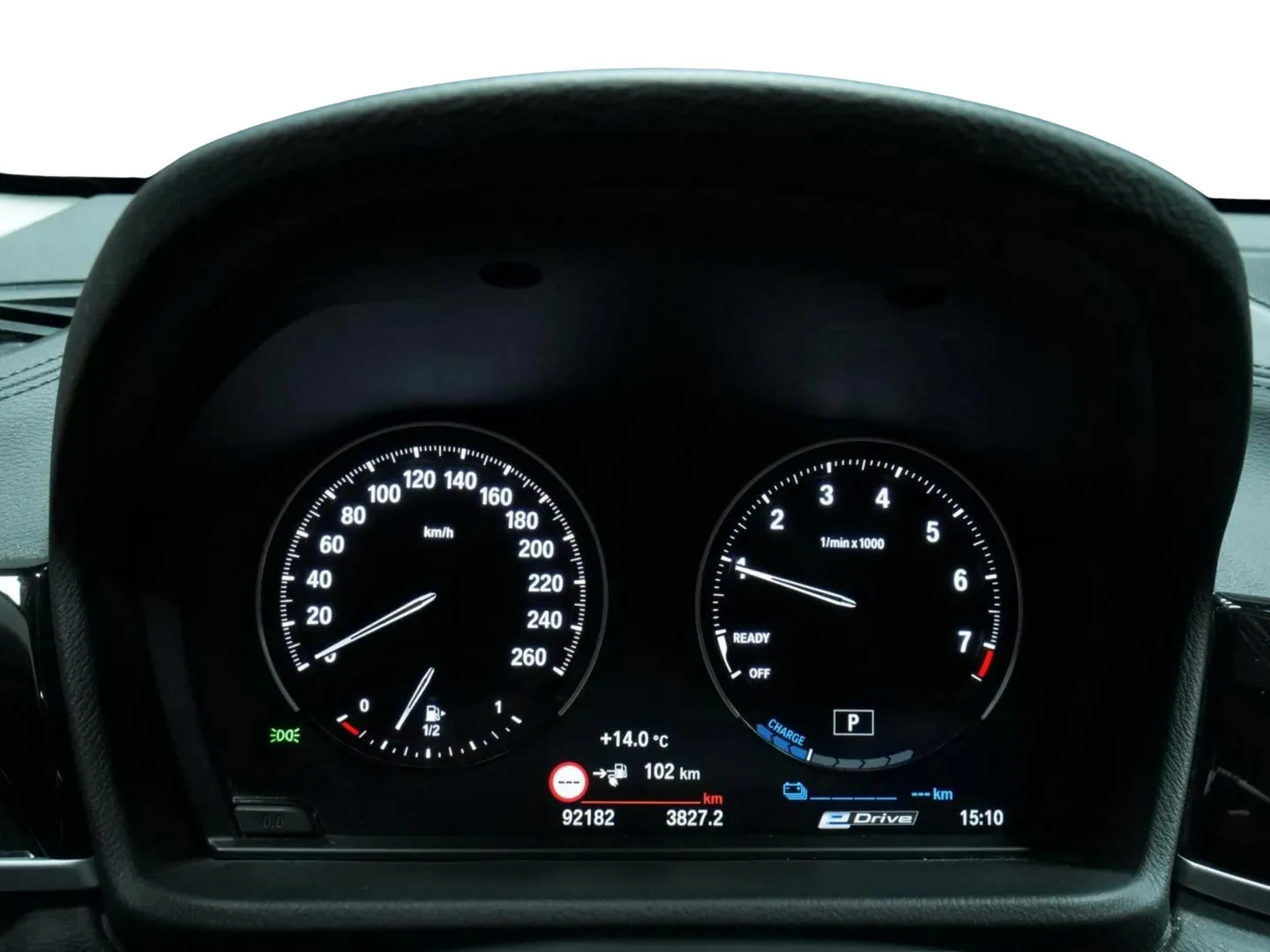 Autokuva 5 - LRH-710