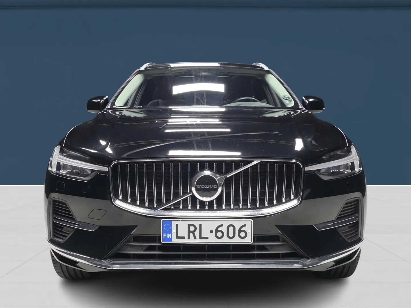 Autokuva 2 - LRL-606