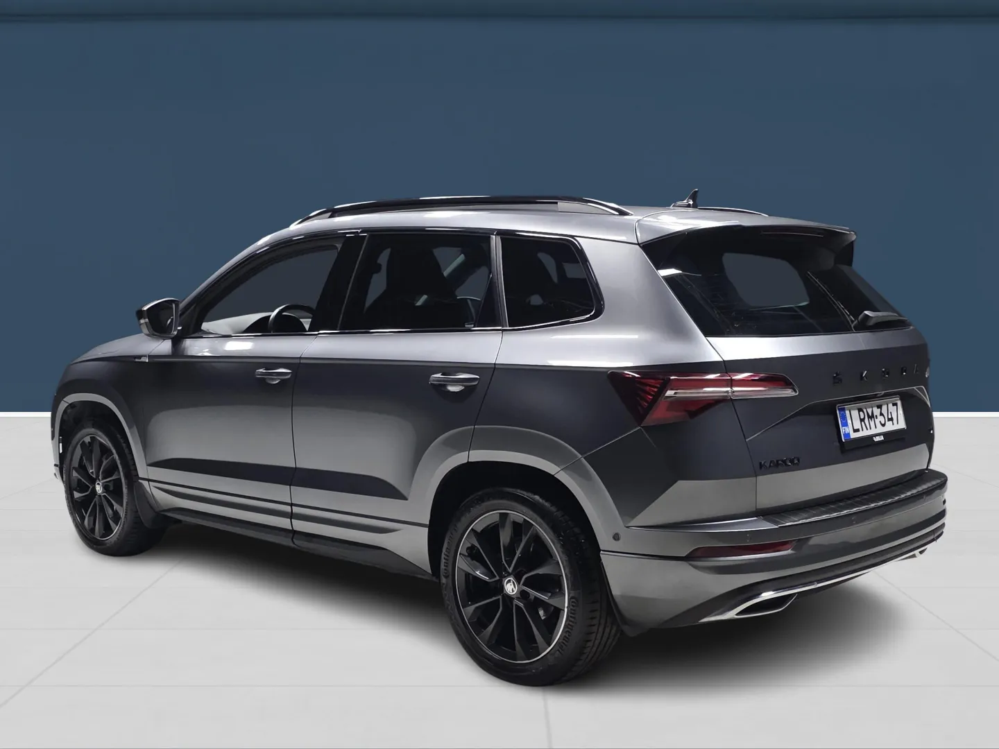 Autokuva 6 - LRM-347