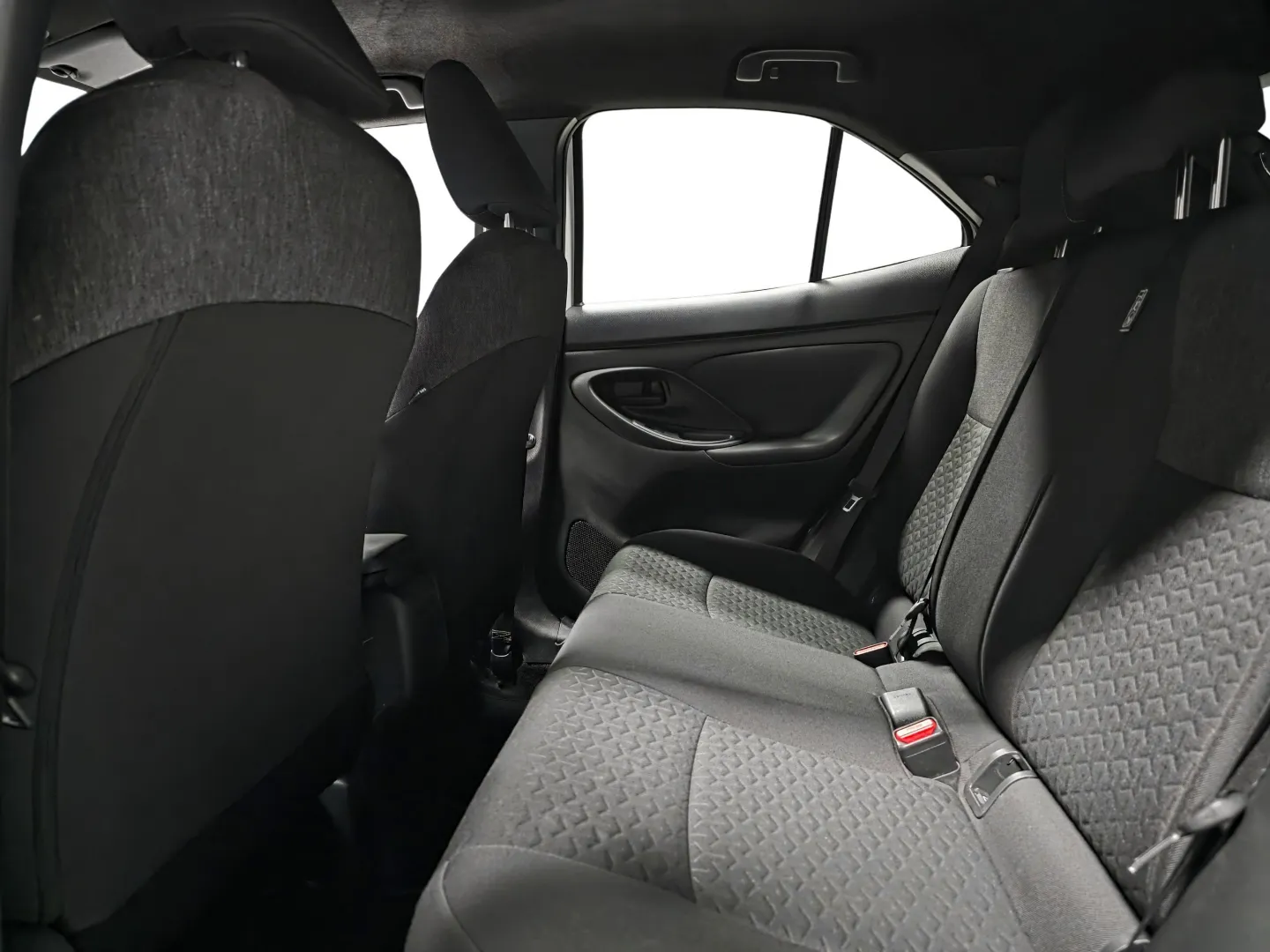 Autokuva 9 - LRM-956