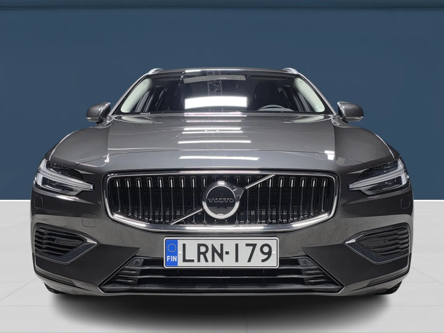 Autokuva 2 - LRN-179