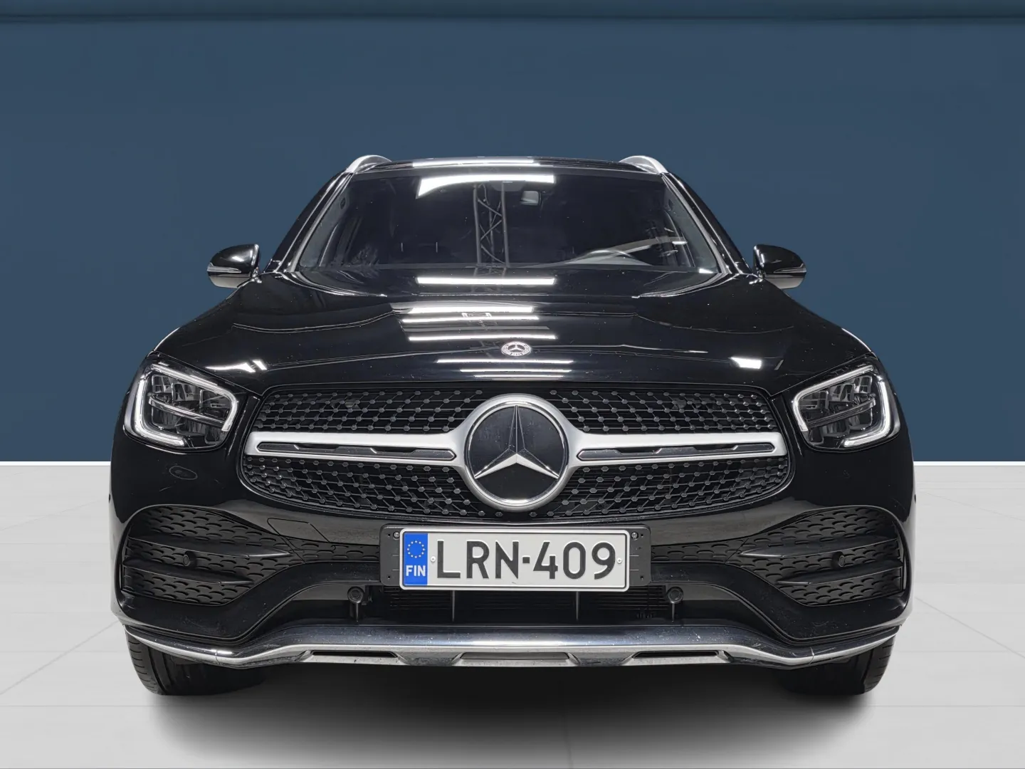 Autokuva 2 - LRN-409