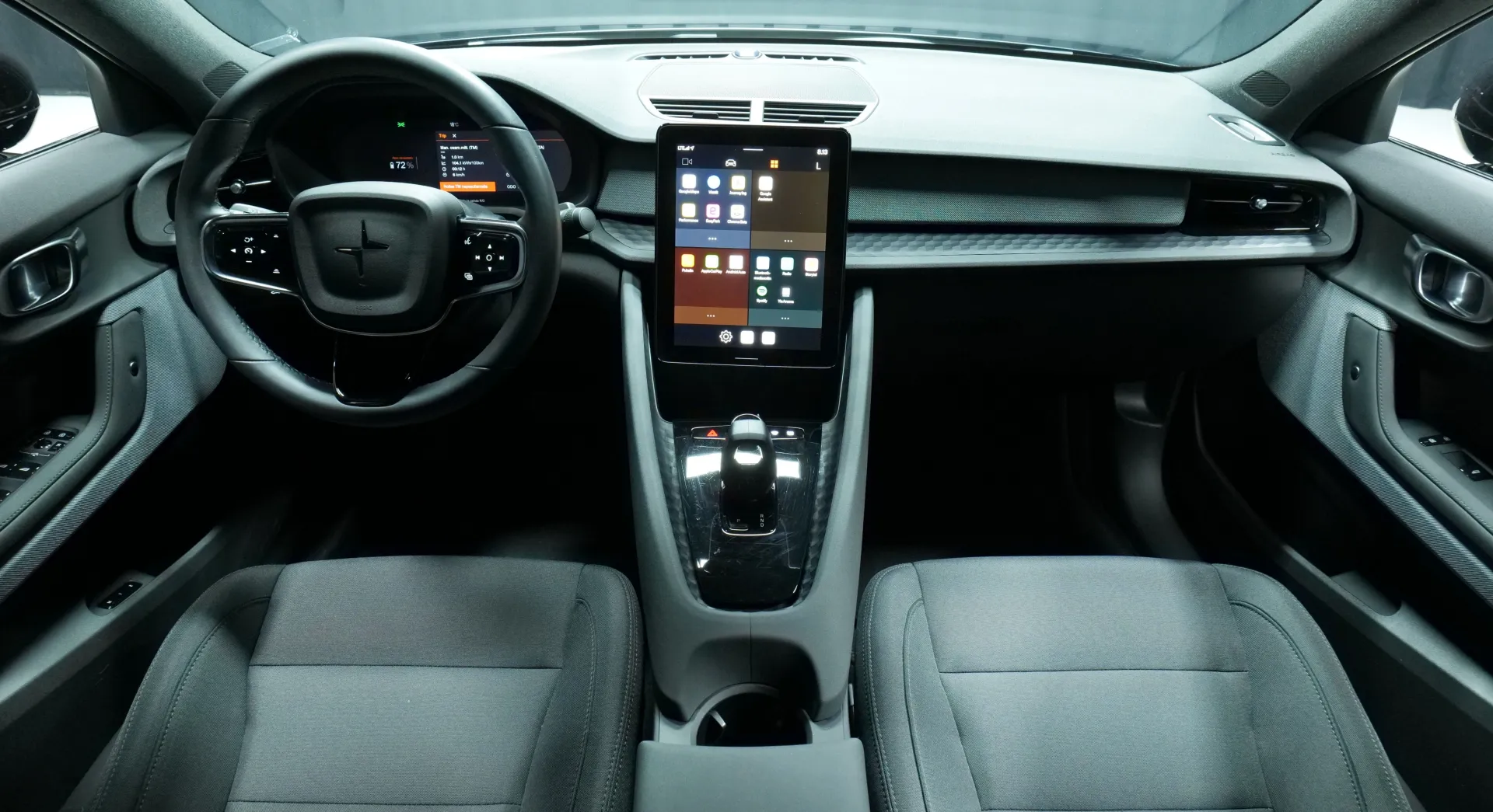 Autokuva 14 - LRN-642