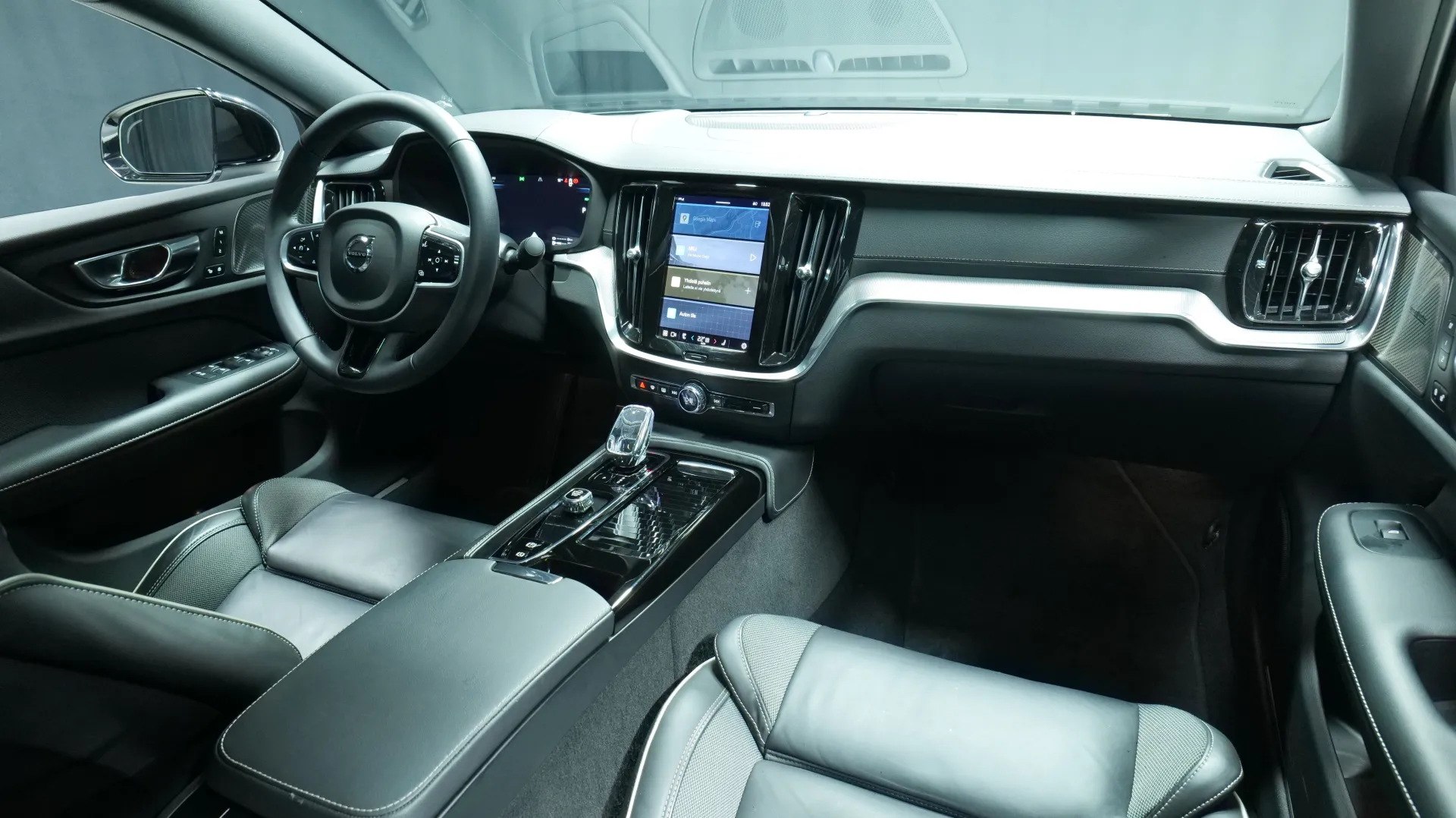 Autokuva 19 - LRO-165