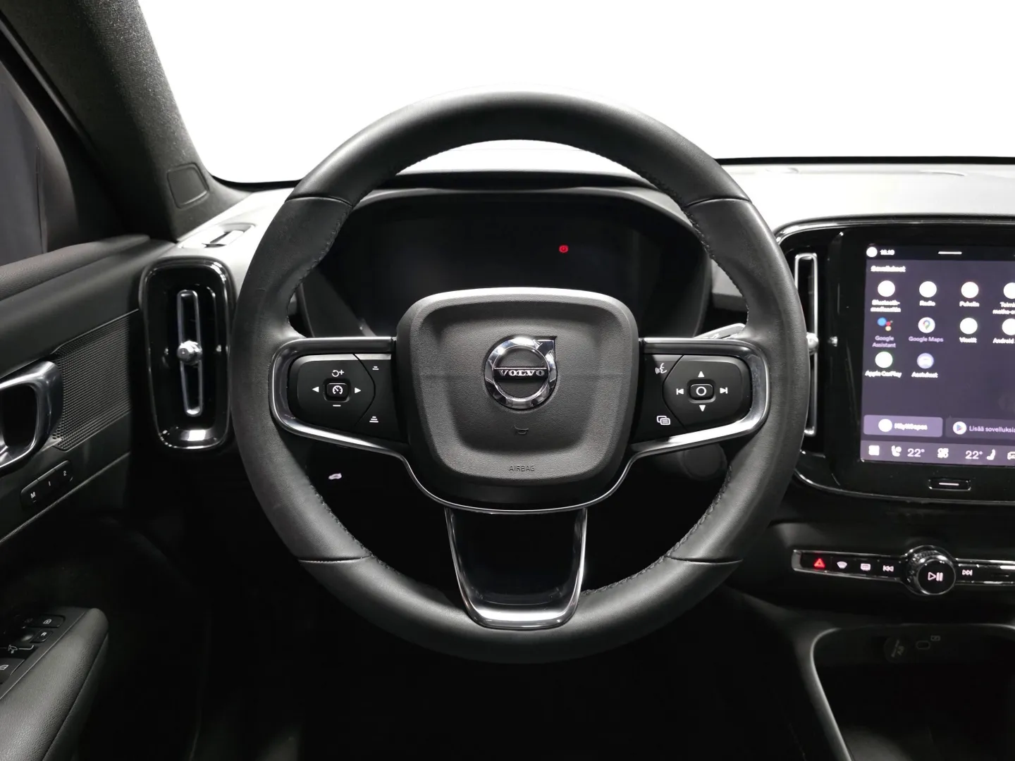 Autokuva 10 - LRO-182