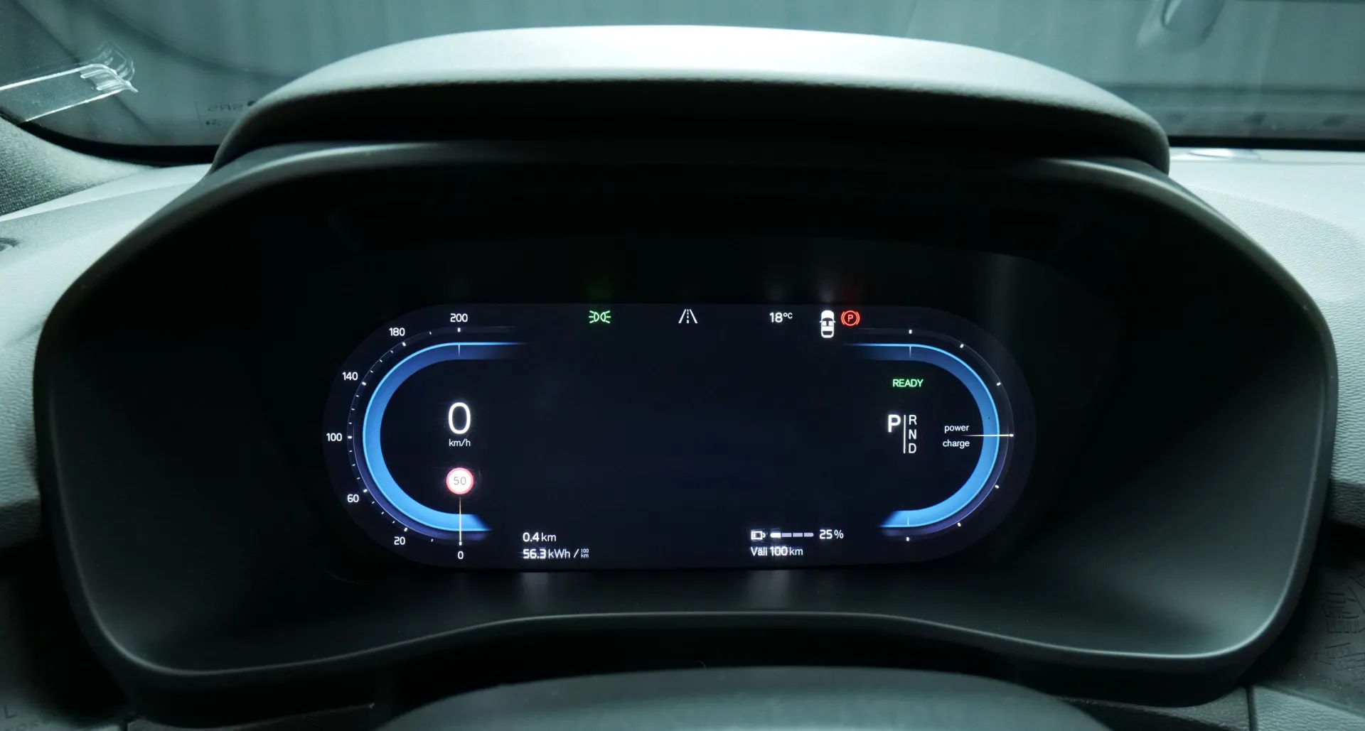 Autokuva 6 - LRO-993