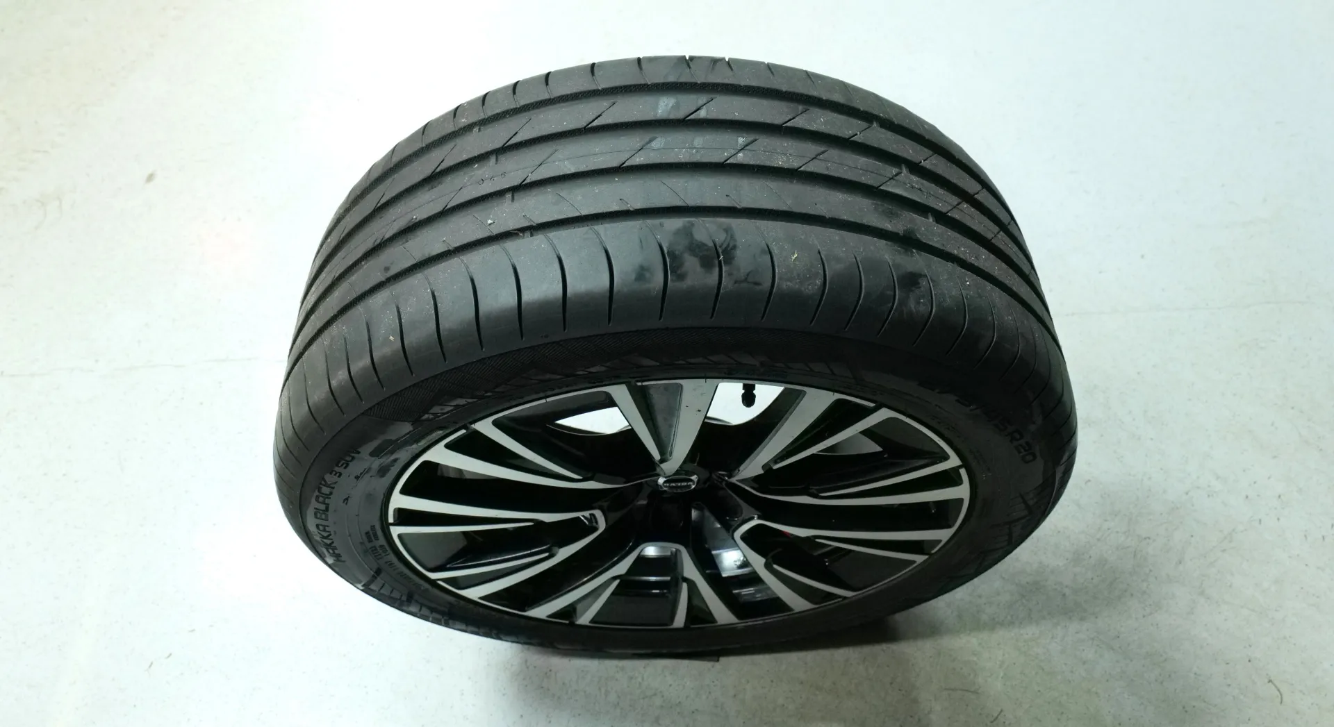 Autokuva 21 - LRP-178