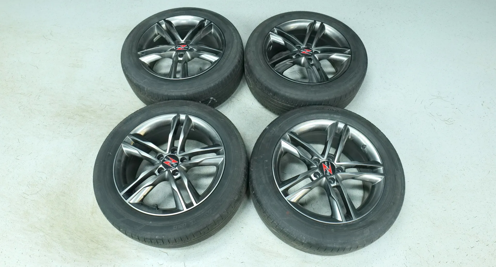 Autokuva 19 - LRP-252