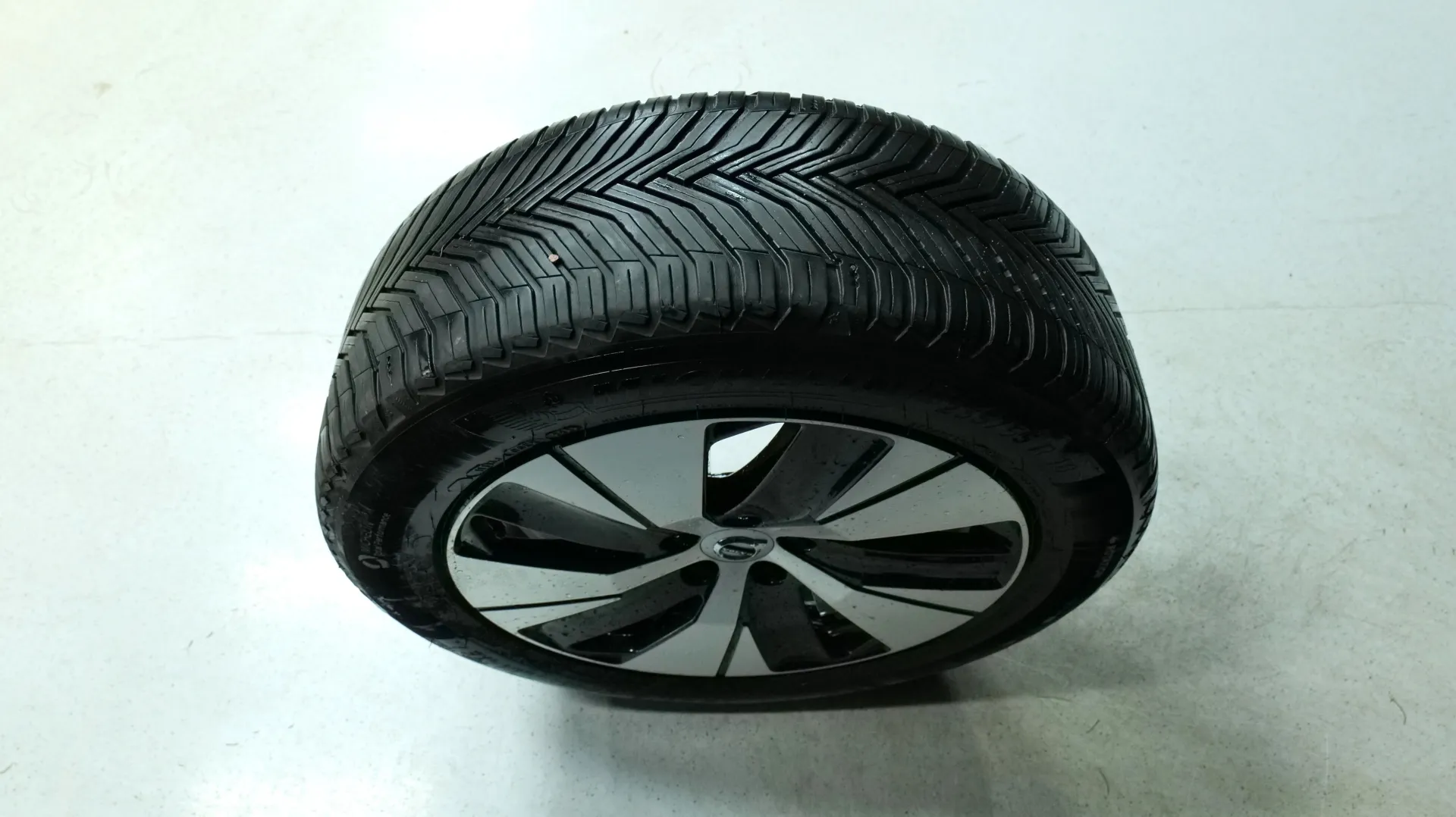 Autokuva 24 - LRP-749