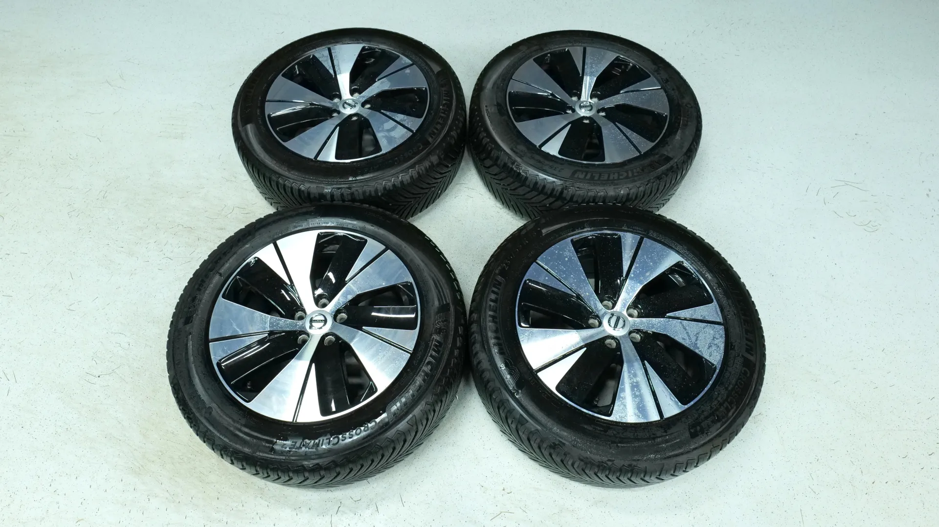 Autokuva 23 - LRP-749