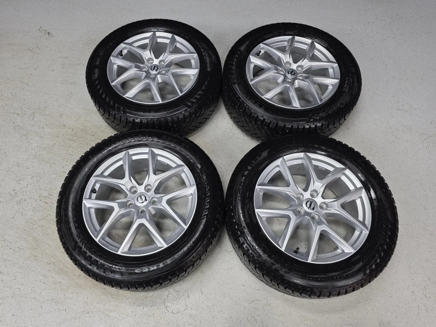 Autokuva 12 - LRP-808