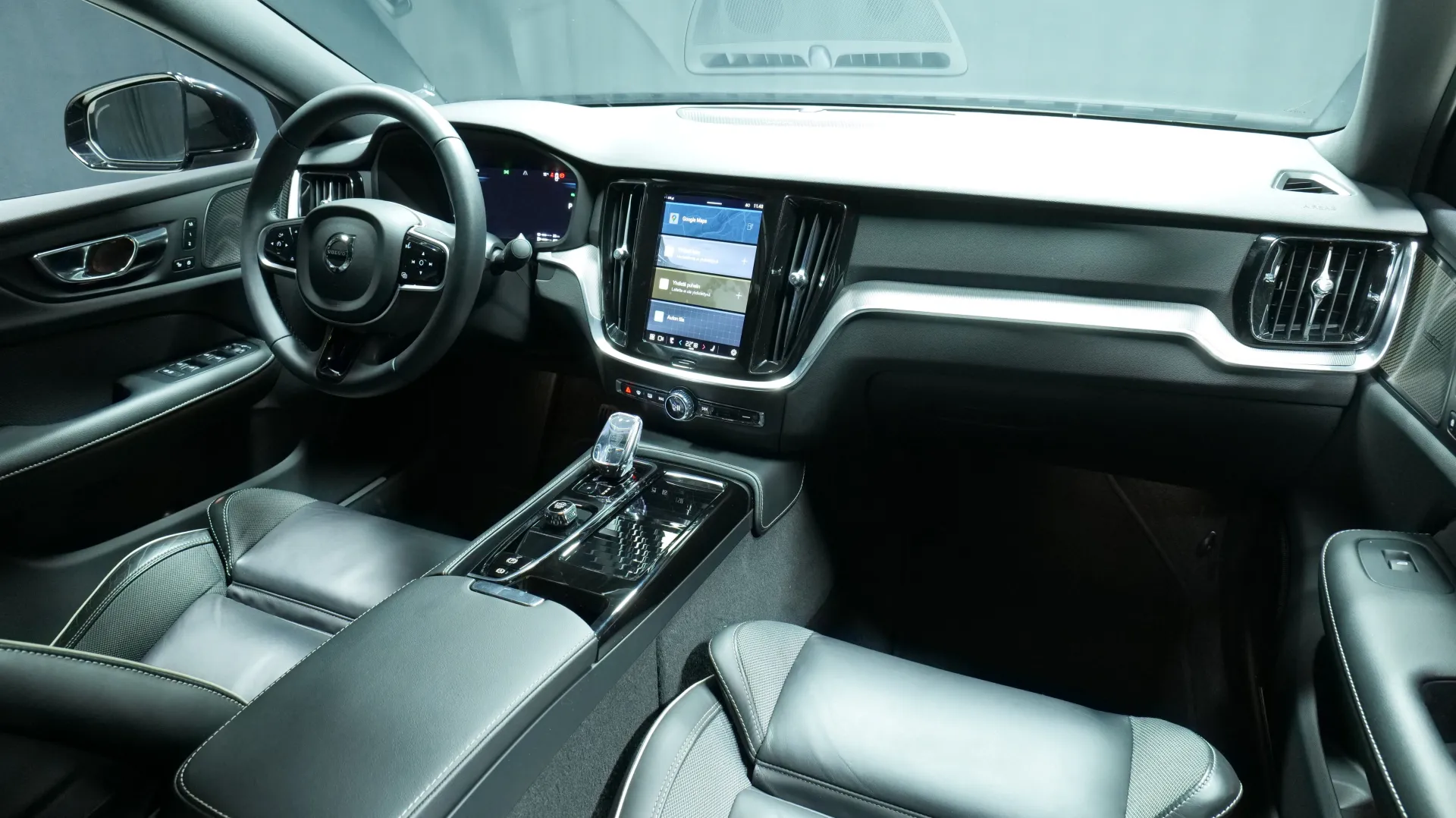 Autokuva 18 - LRR-563