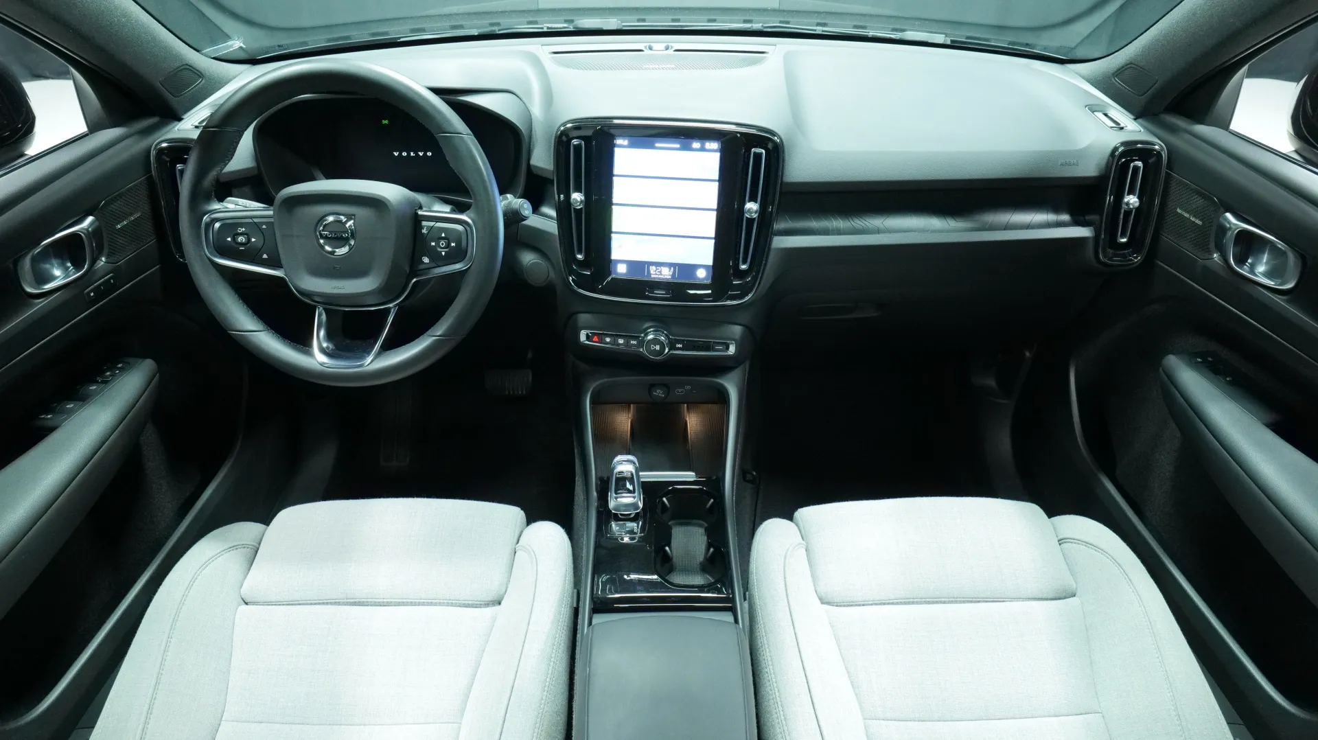 Autokuva 14 - LRR-574