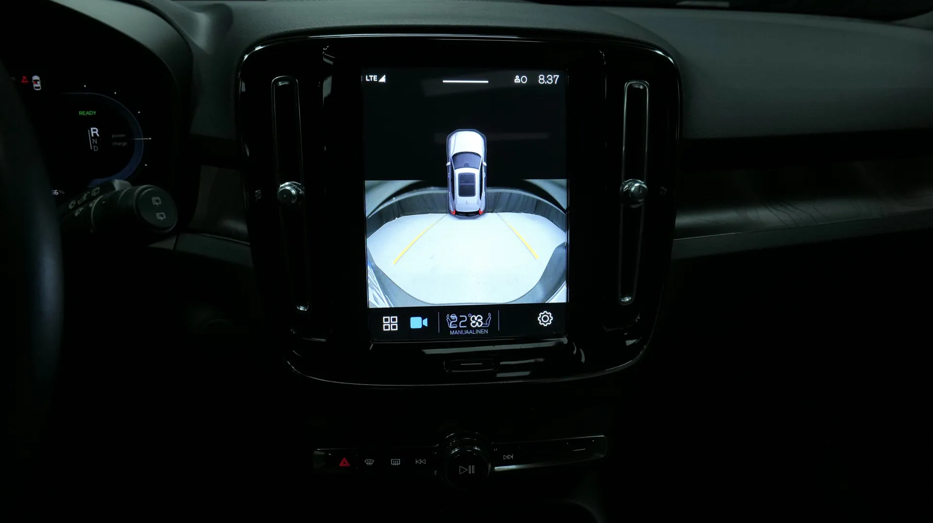 Autokuva 7 - LRR-574