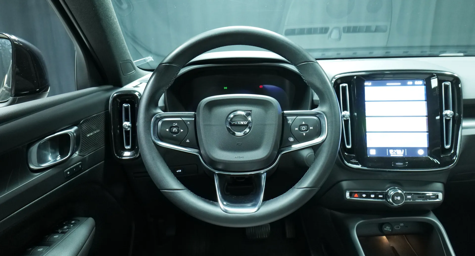 Autokuva 15 - LRR-574