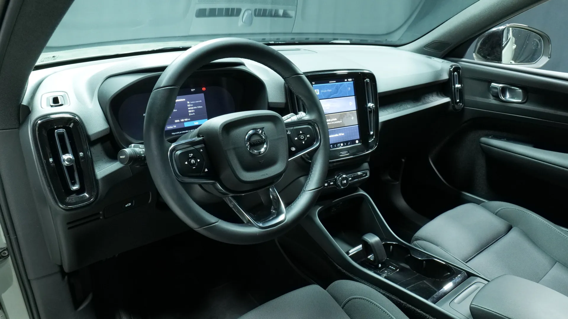 Autokuva 11 - LRR-578