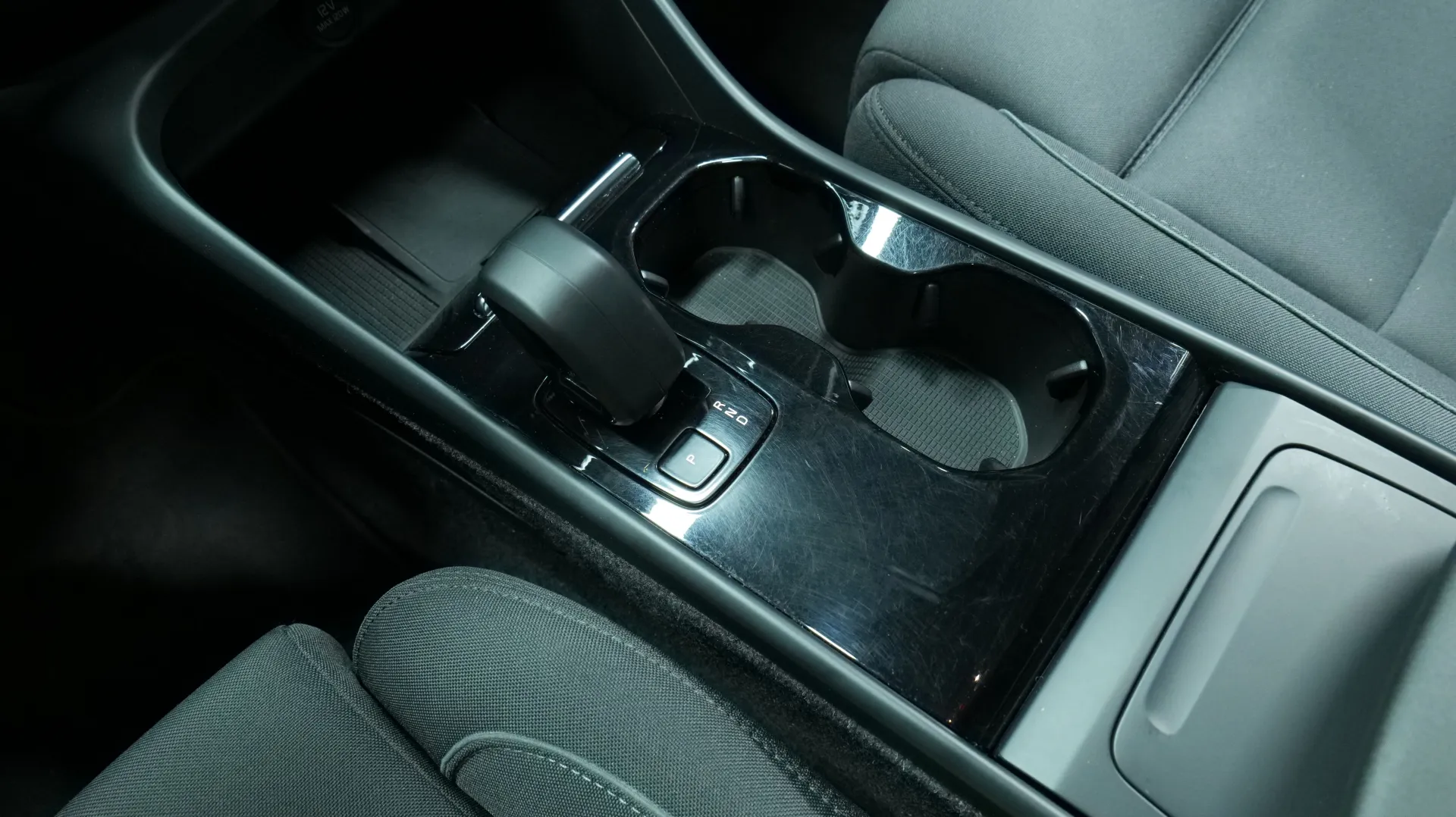 Autokuva 9 - LRR-578