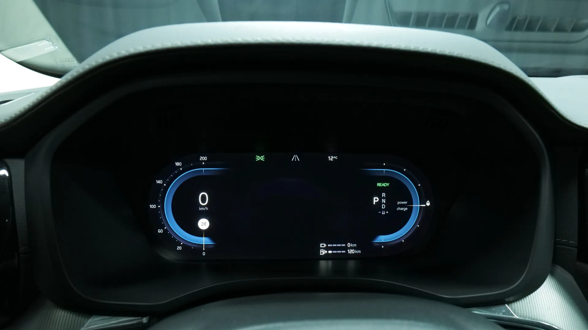 Autokuva 6 - LRR-747