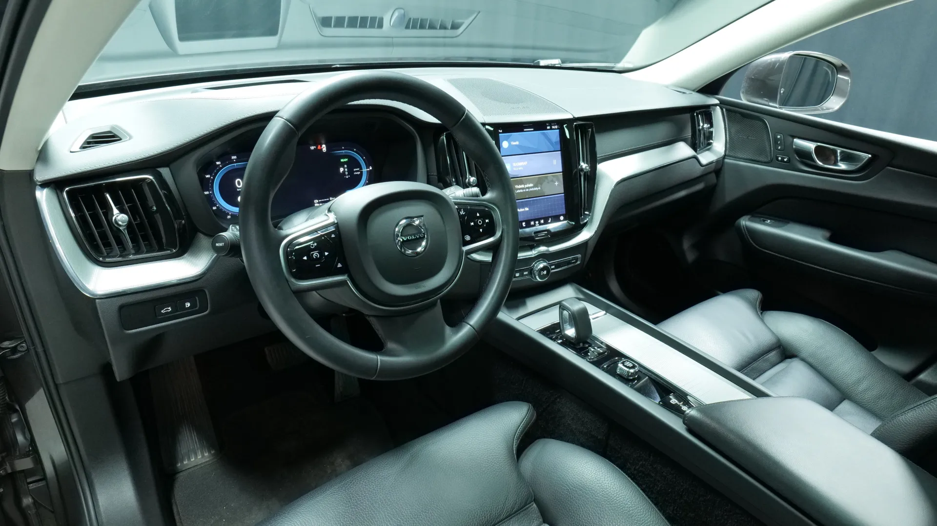 Autokuva 13 - LRR-747