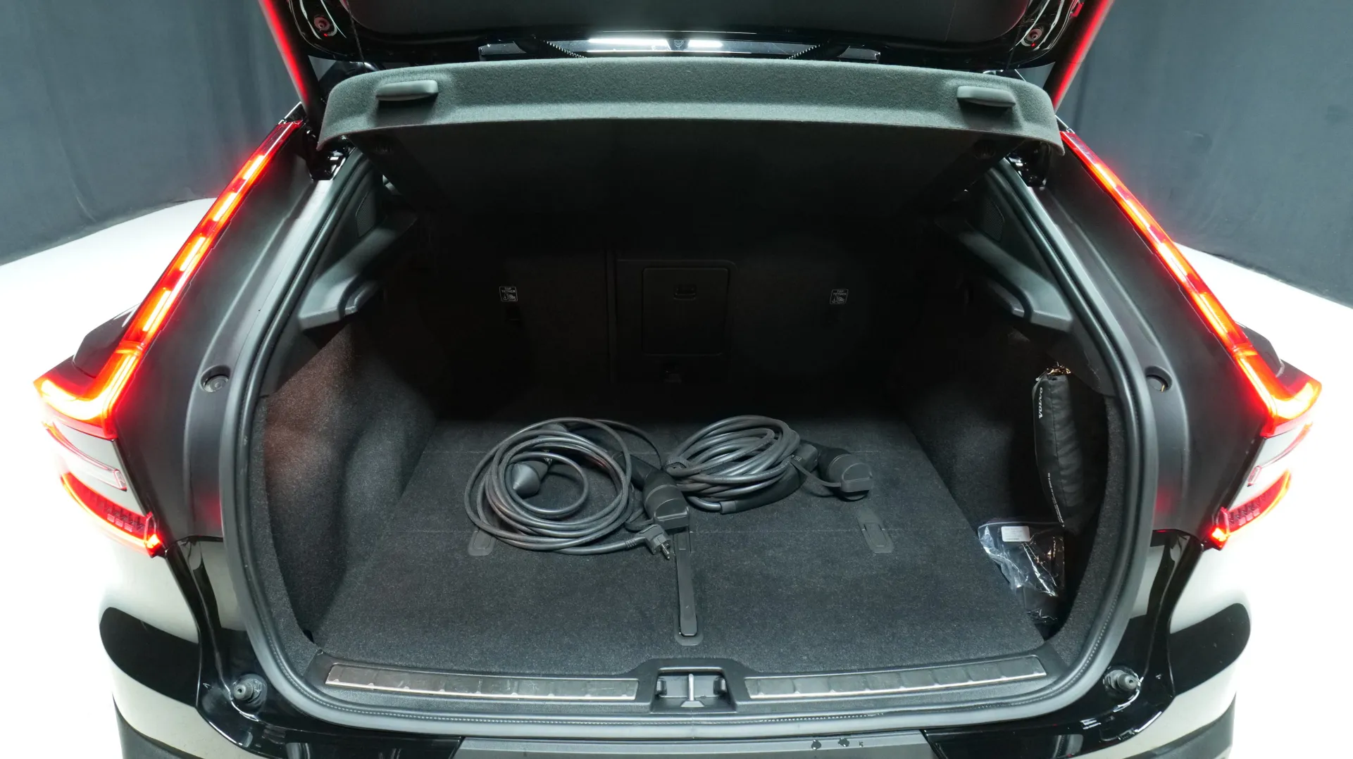 Autokuva 16 - LRU-135