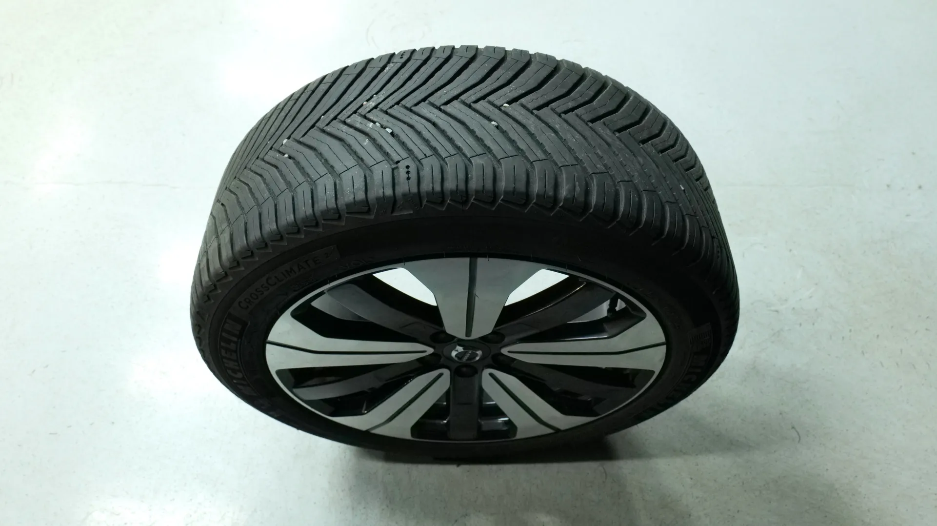 Autokuva 20 - LRU-135