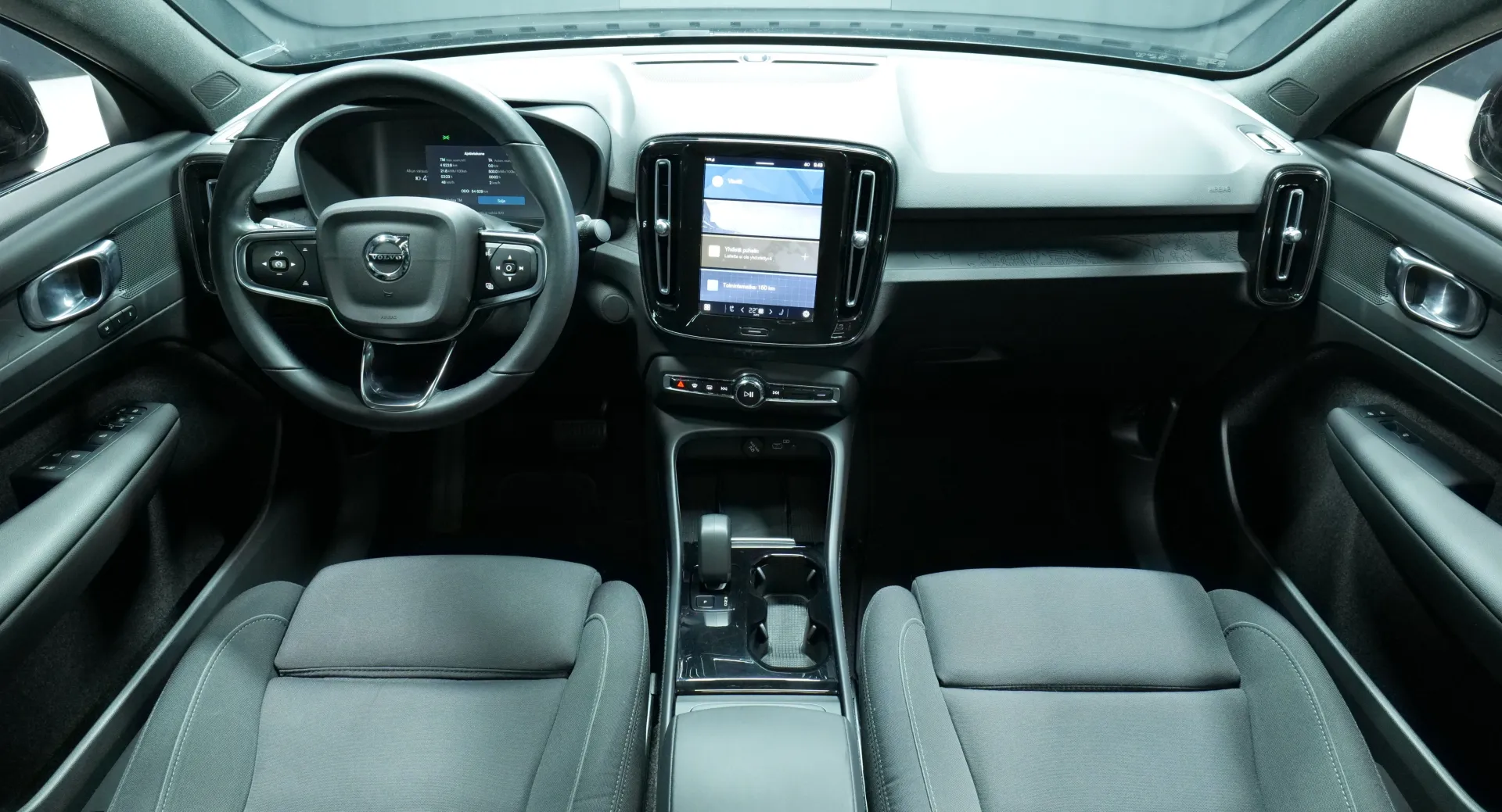 Autokuva 13 - LRU-135