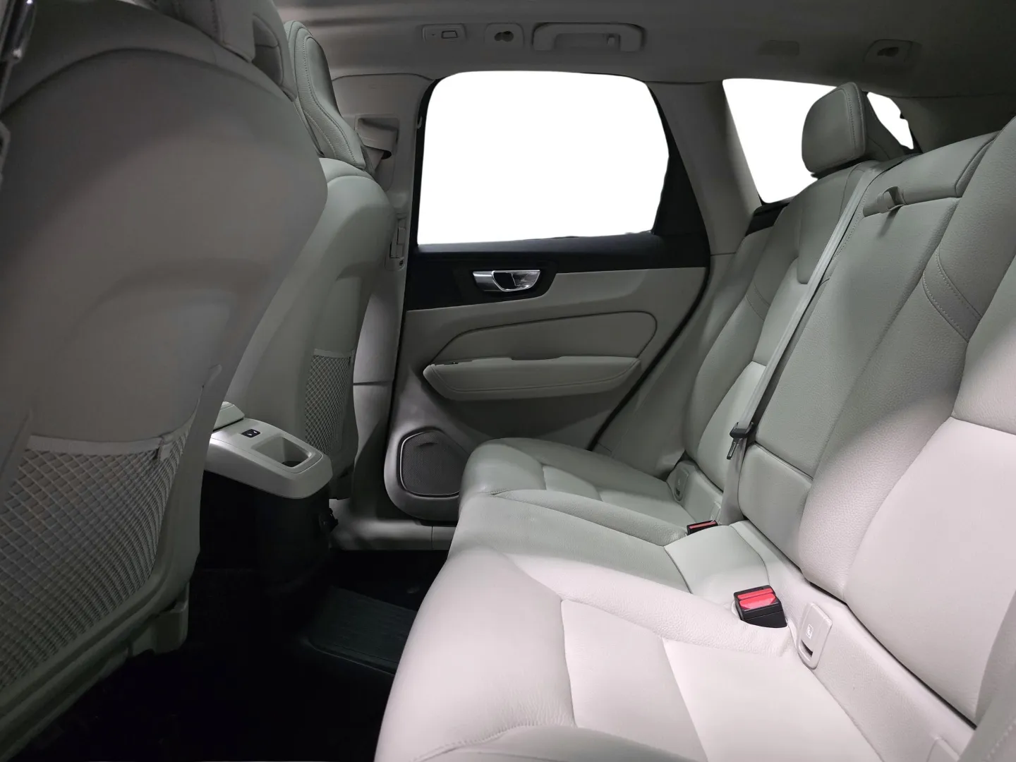 Autokuva 9 - LRU-226