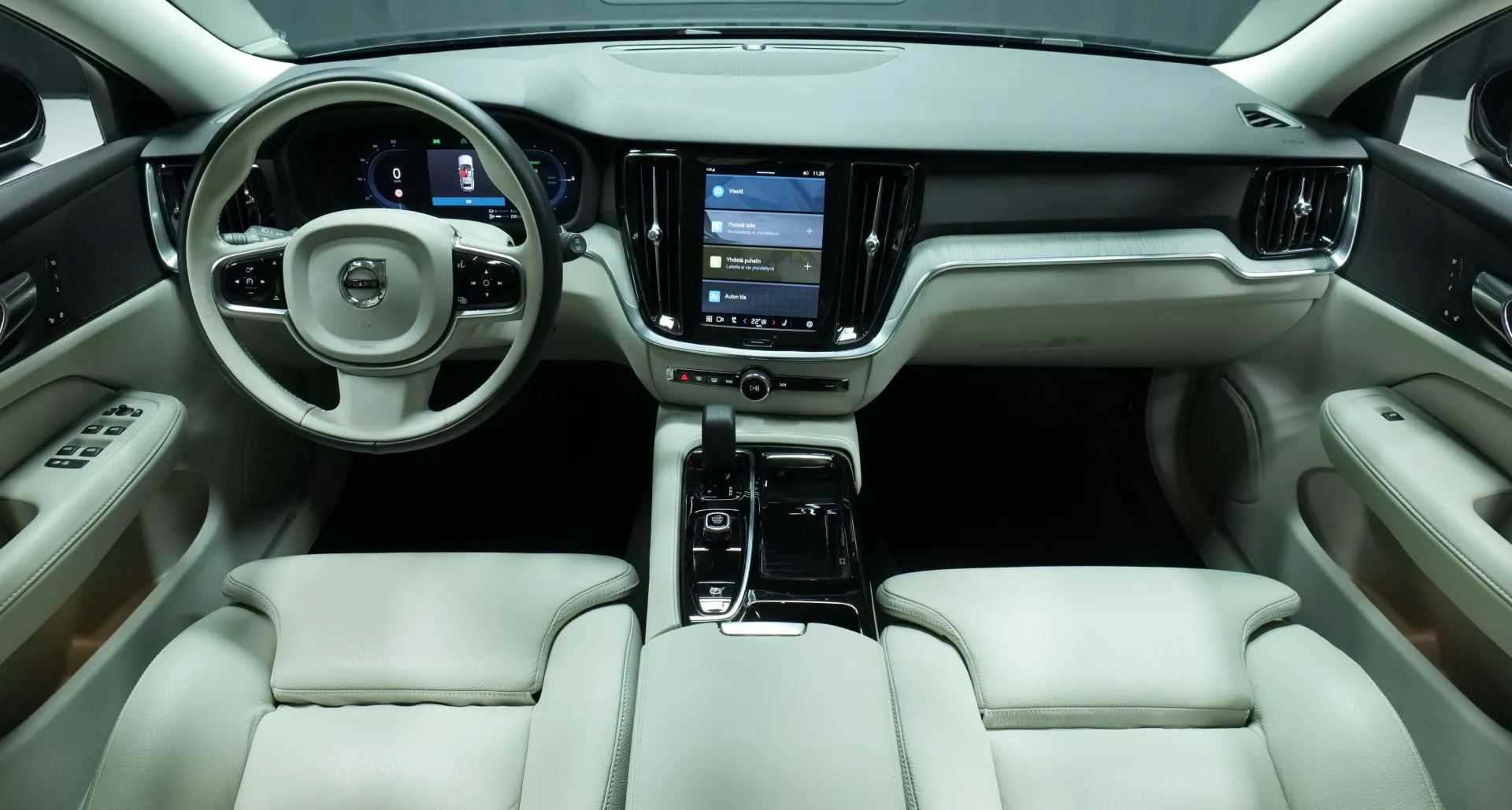 Autokuva 13 - LRU-598